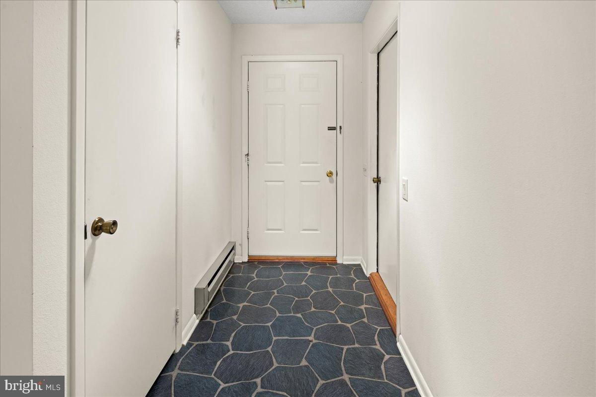 478 FAIRTON DRIVE
