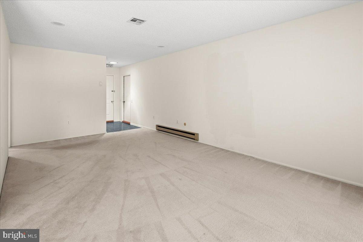 478 FAIRTON DRIVE
