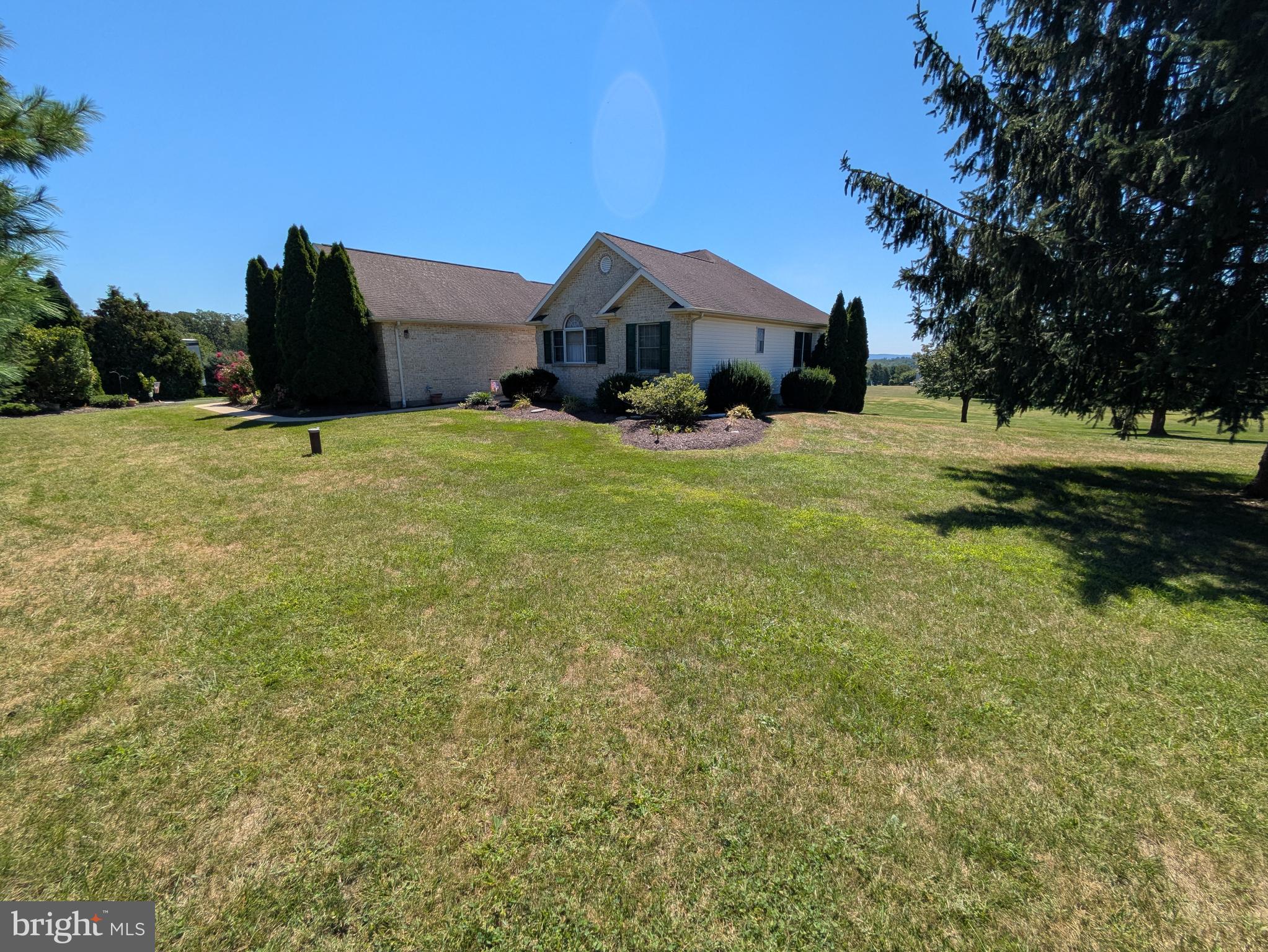 2733 BUSS ROAD