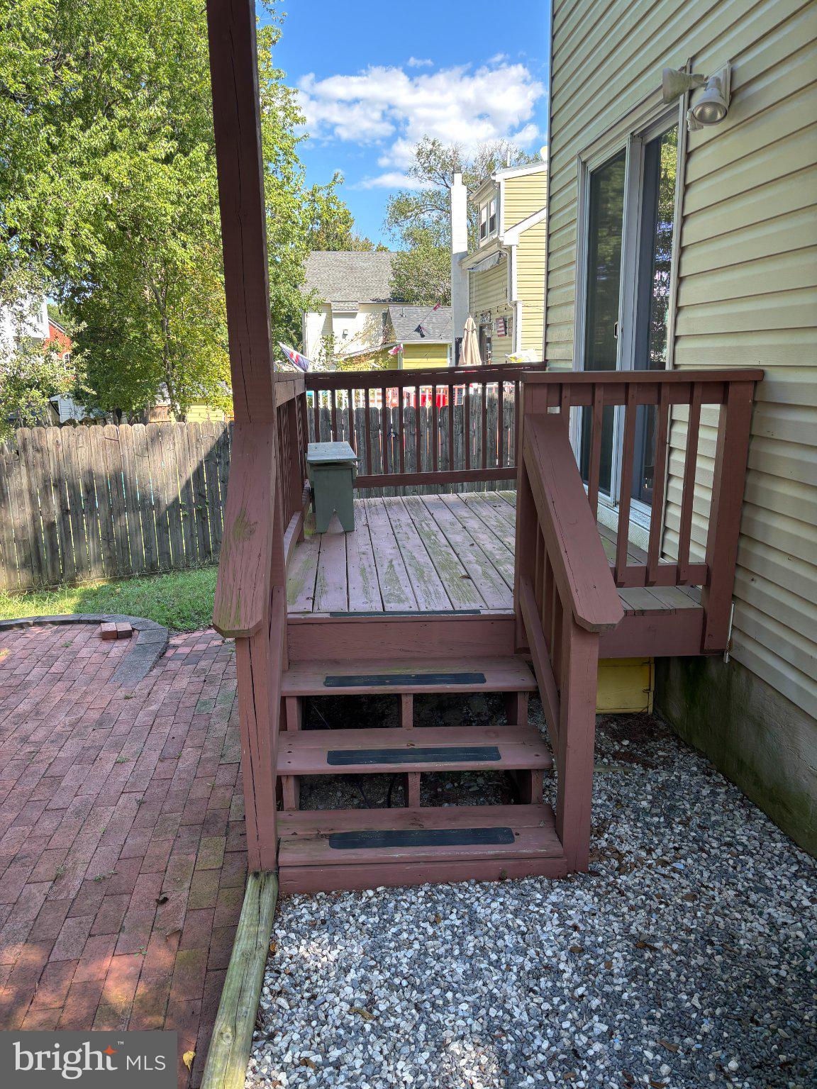 606 LONDONTOWN ROAD