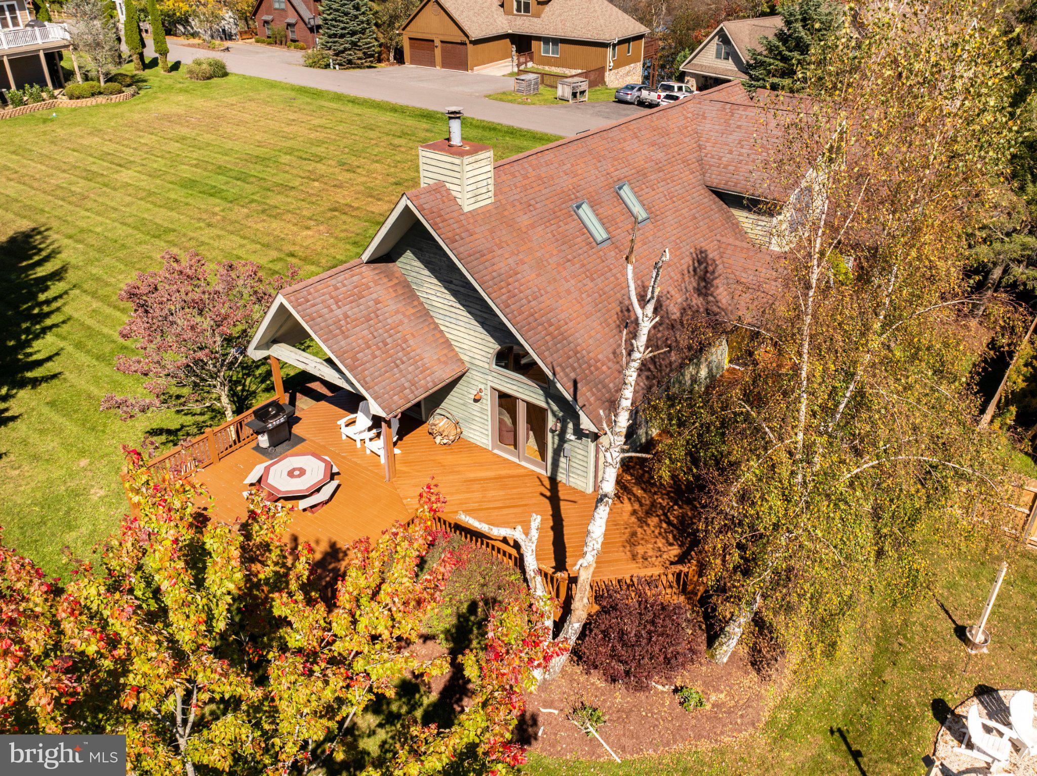 205 LAKE POINTE DRIVE