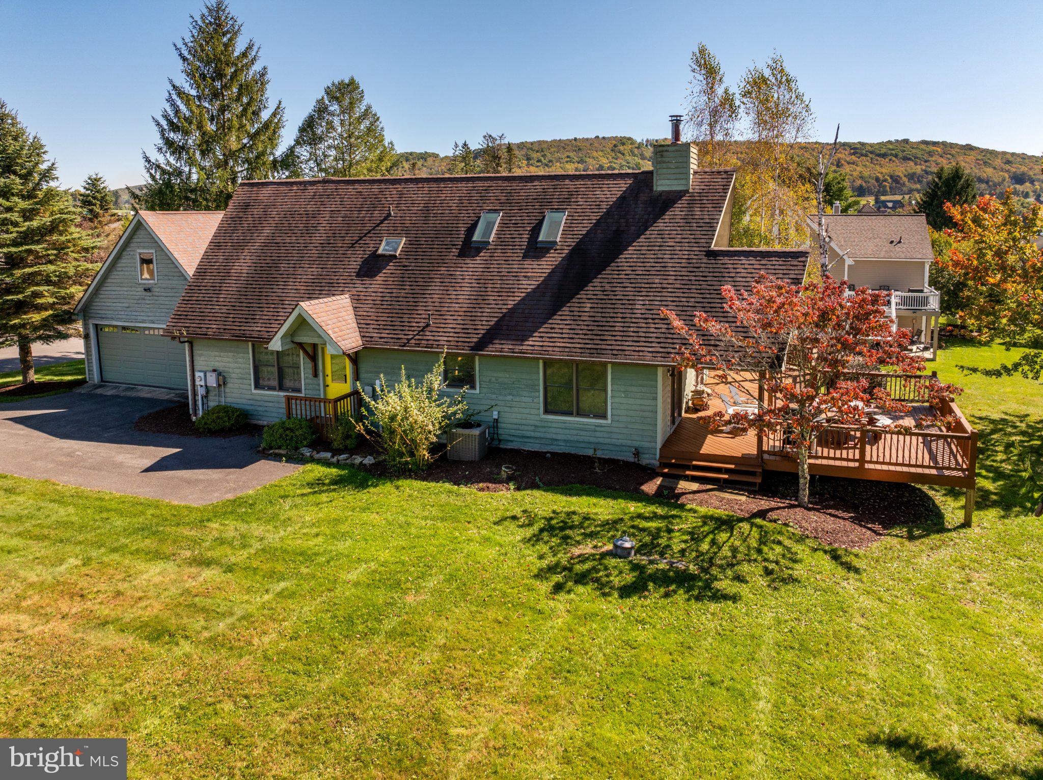 205 LAKE POINTE DRIVE