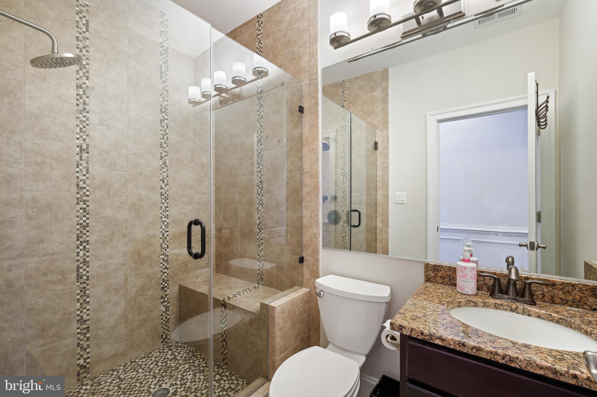 LUXMANOR - Residential