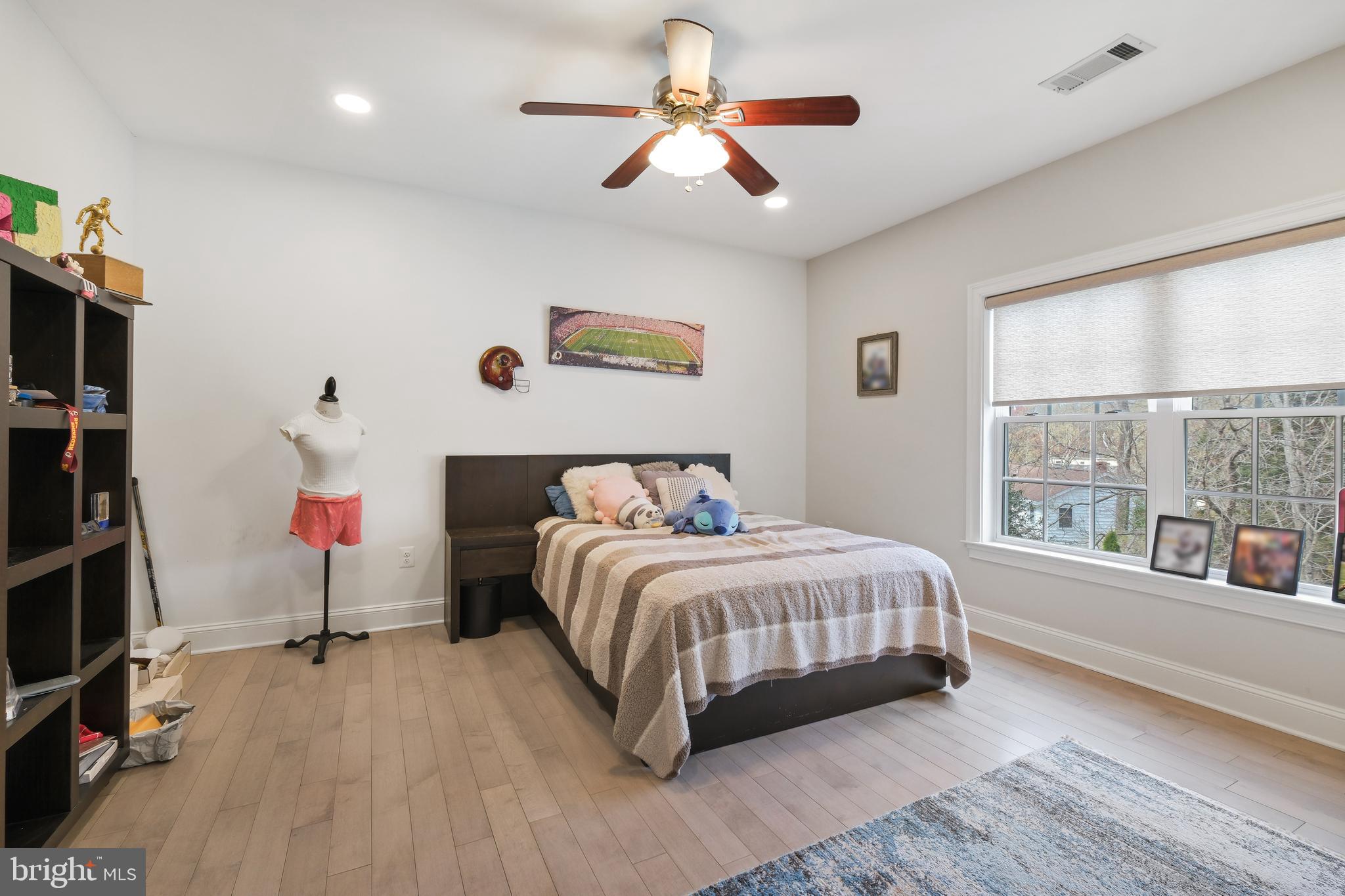 LUXMANOR - Residential