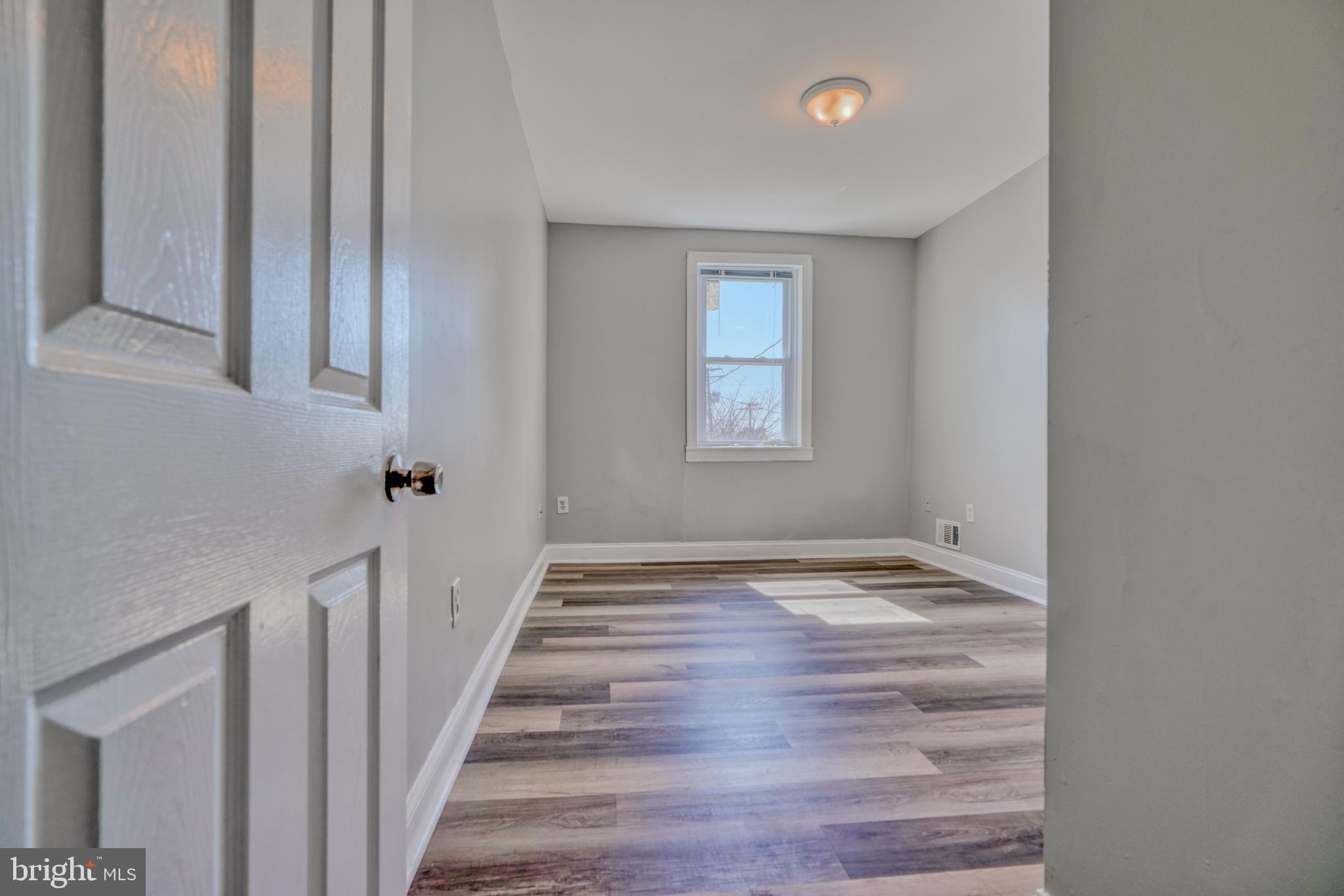 MAYFIELD - Residential Lease