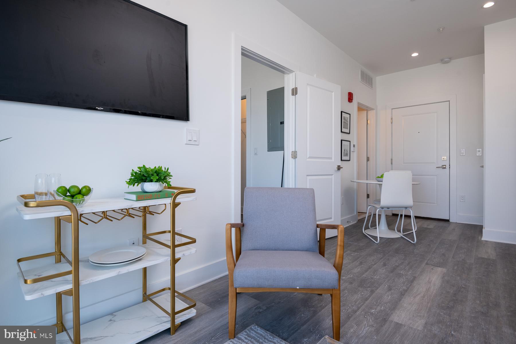 818 BLADENSBURG ROAD NE 203