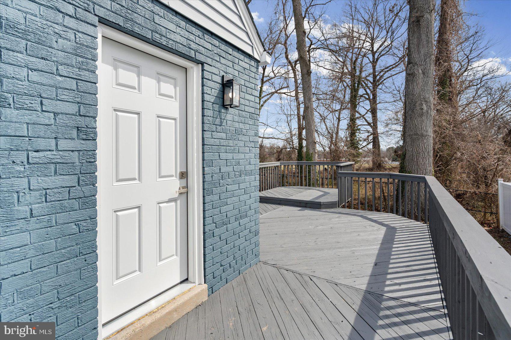 CHESTNUT RIDGE MANOR - Residential