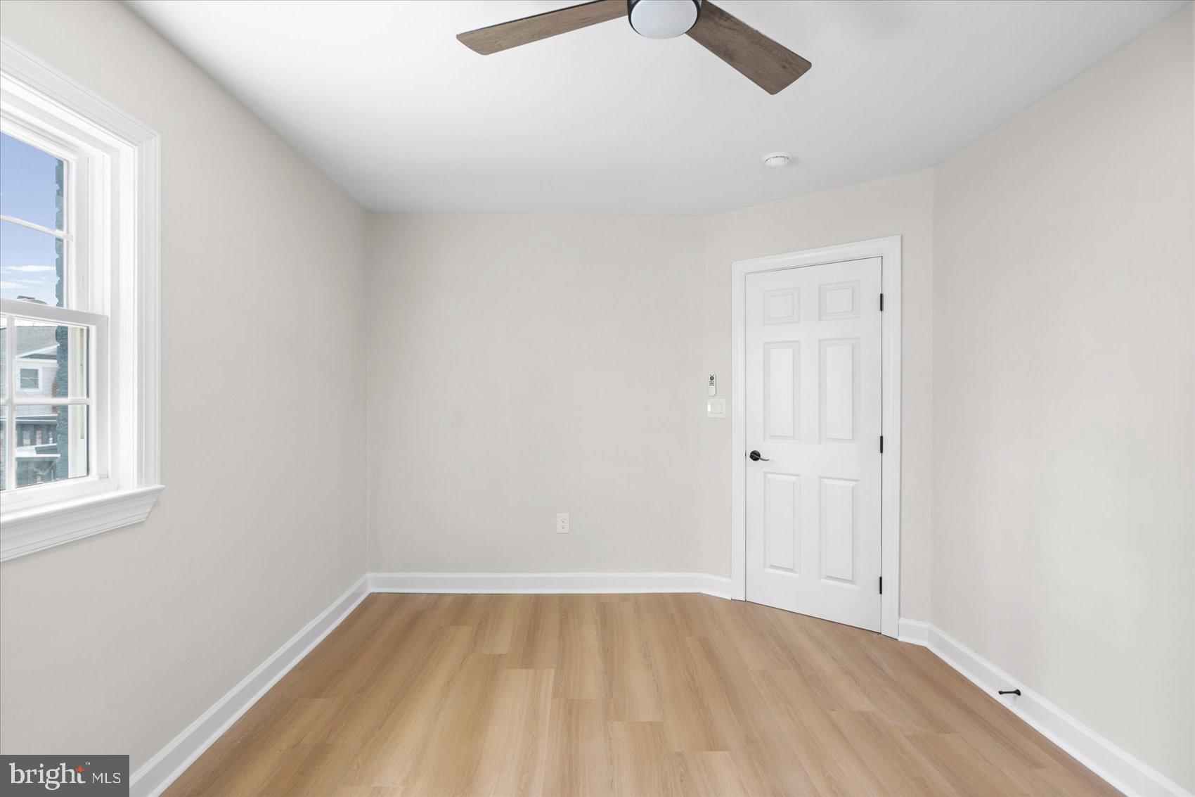 CHESTNUT RIDGE MANOR - Residential