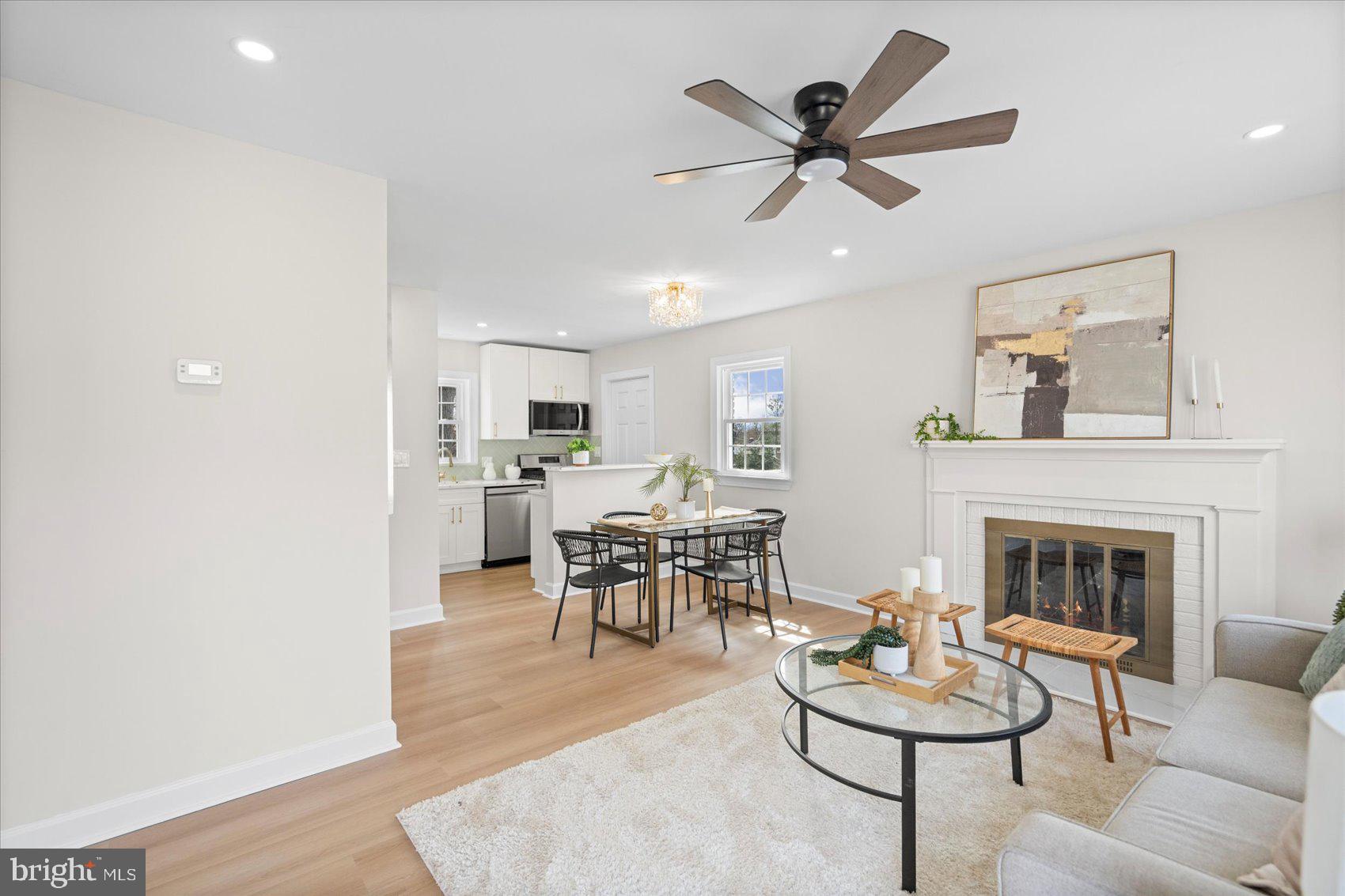 CHESTNUT RIDGE MANOR - Residential