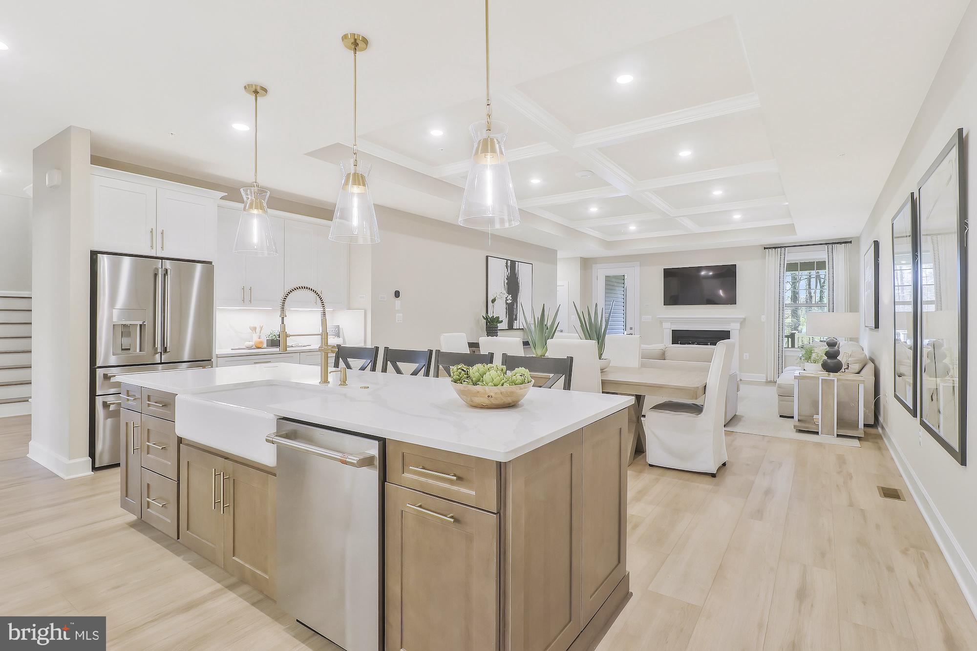 MAPLE HIGHLANDS - Residential