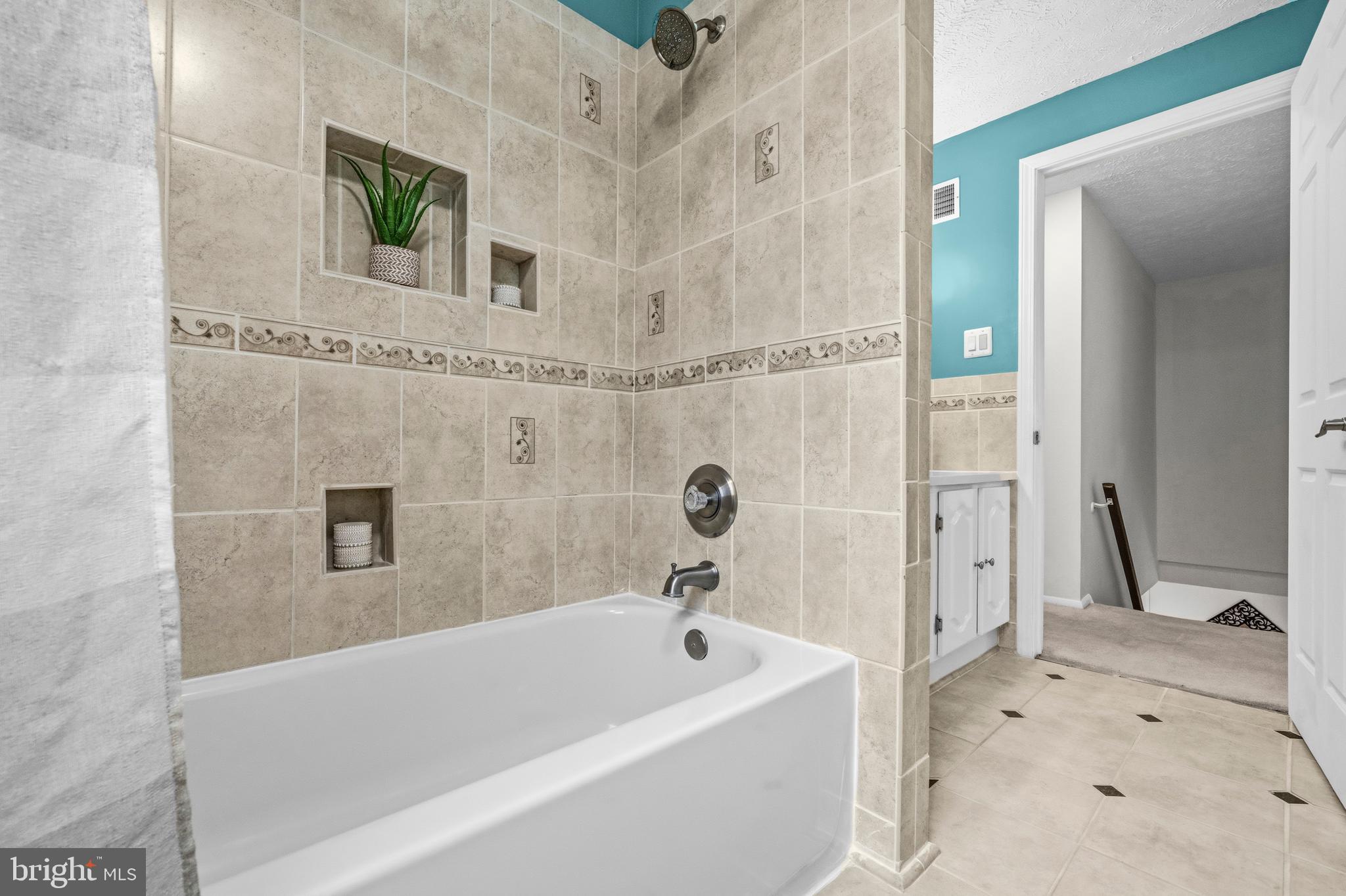 ORANGE HUNT WEST - Residential