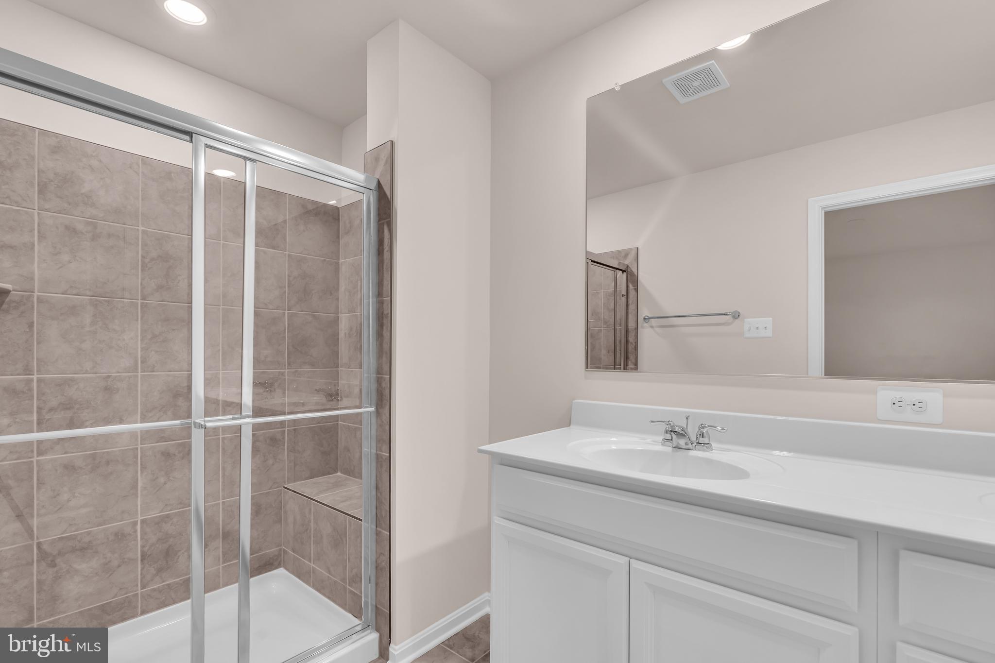 NORBORNE GLEBE - Residential Lease