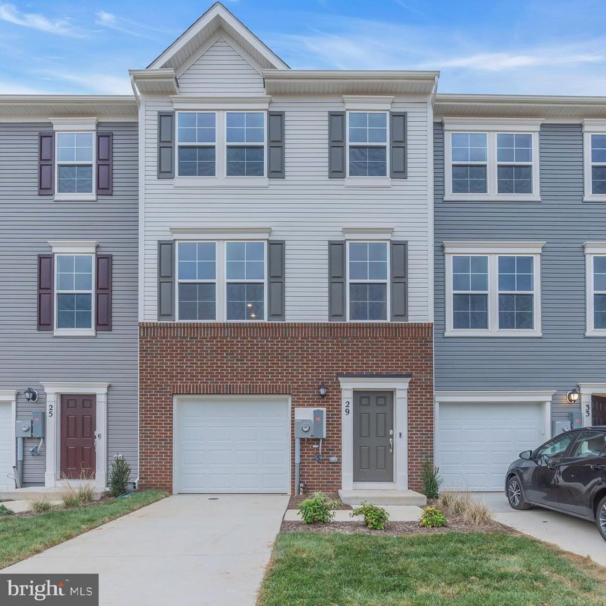 ****BRAND NEW 2023 UNIT TOWNHOME**** for you, **MOVE IN READY*** Largest floor Plan, Discovery High end package upgrade ***PRIVACY***BACK TO TREE***Modern Lights***Everything is NEW***only few days old, just got possession. Beautiful, open floor plan, with lots of light, Big Deck, lot of backyard space. 1 car garage, 3 Bedrooms, 2 Full baths, 2 half baths. 2290 sqft. very spacious, one of the biggest models in the NORBORNE GLEBE Lennar community. walk-in master closet. ALL NEW high-end energy-efficient appliances. GE Washer and dryer..
Ample outside parking space.