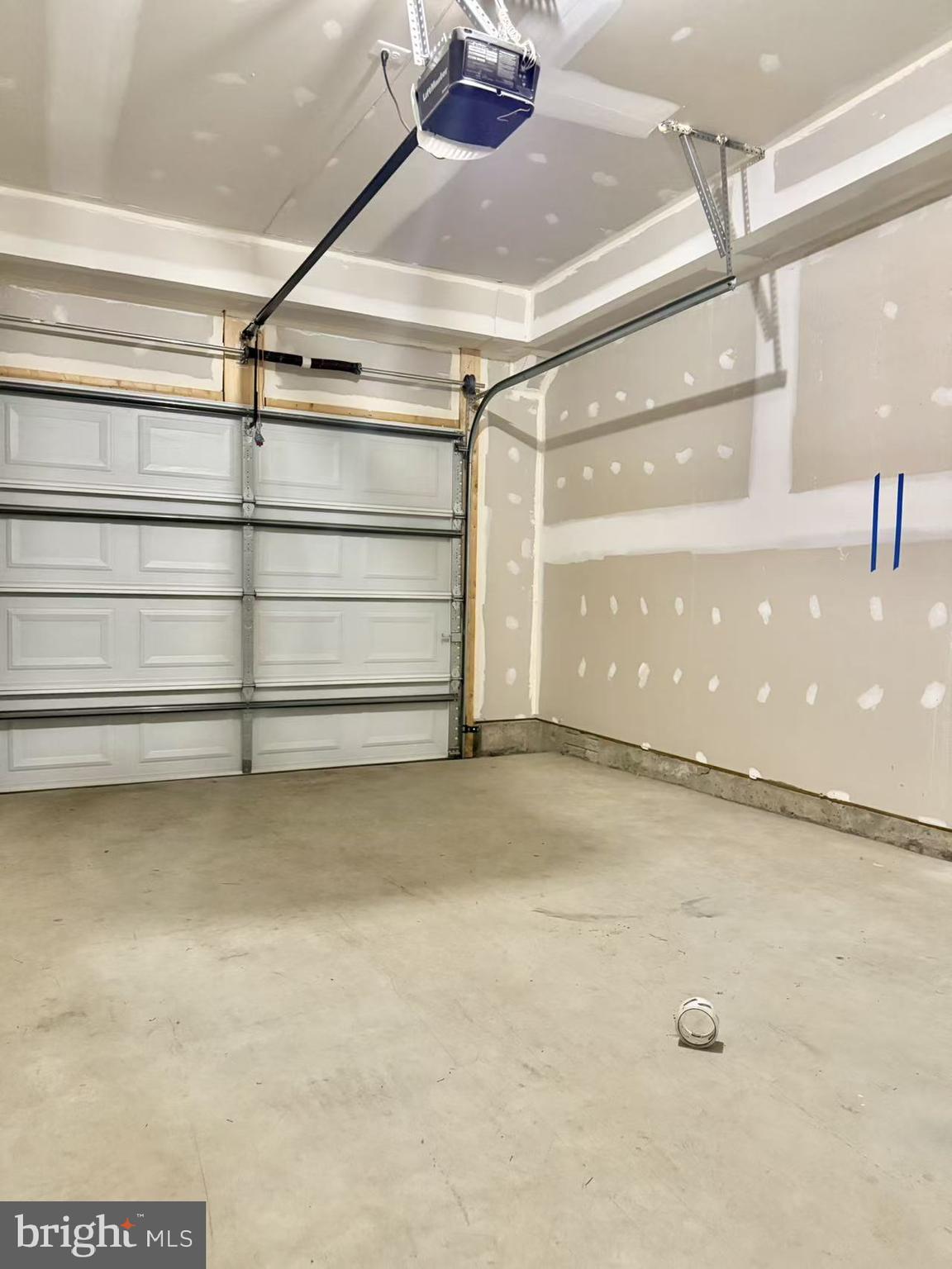 BALLENGER RUN - Residential Lease