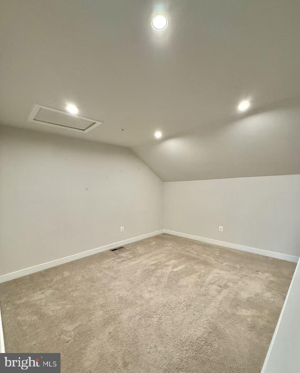 BALLENGER RUN - Residential Lease