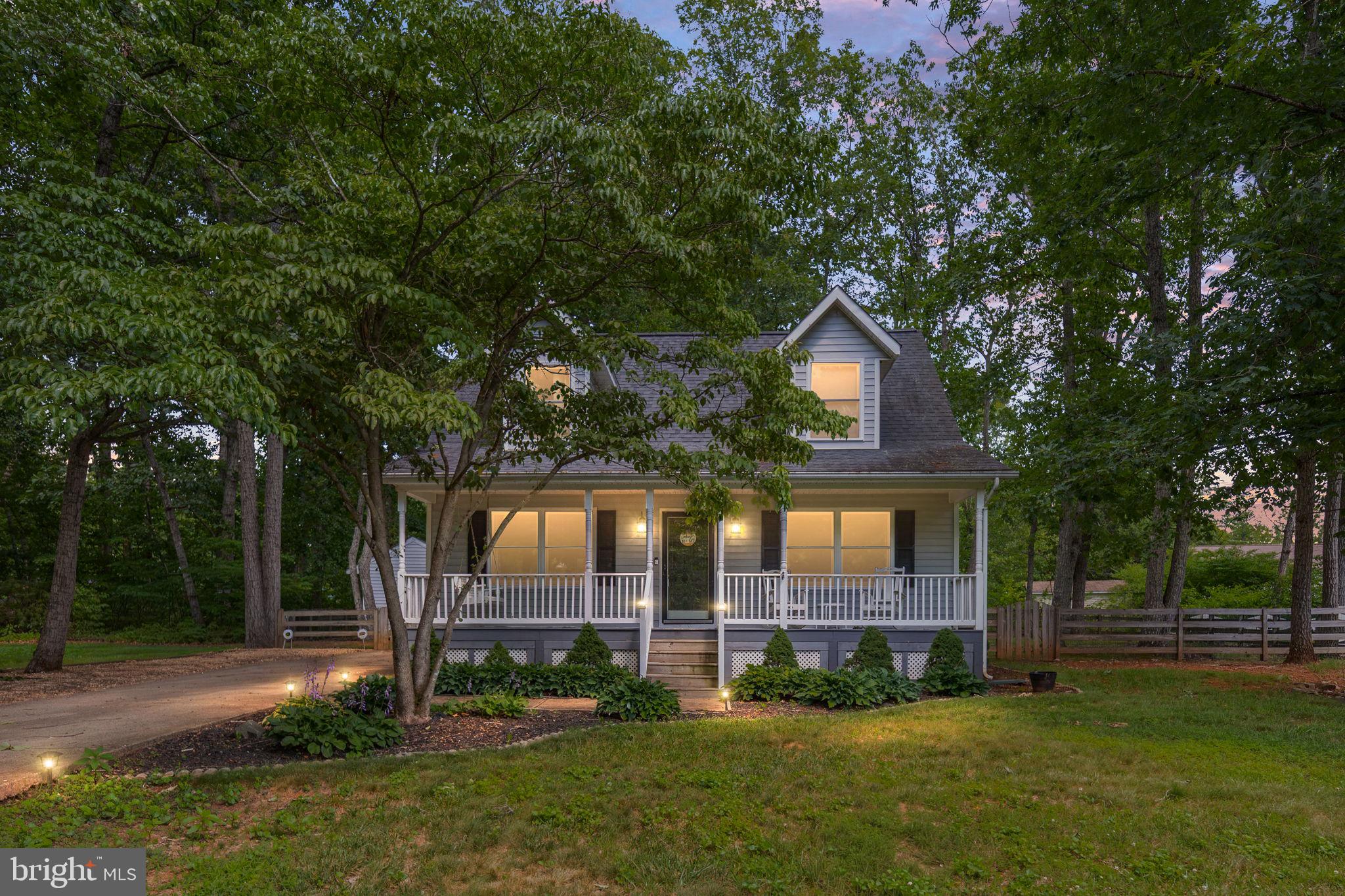 12909 GRENADE LANE