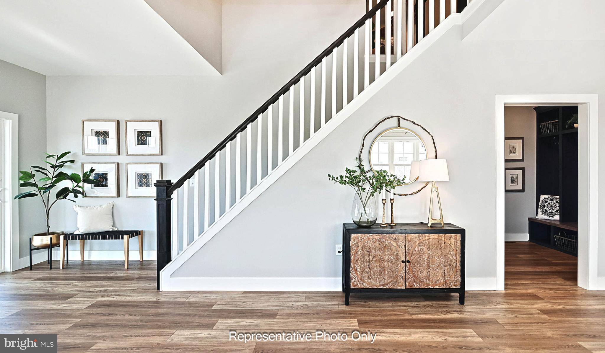 WINDING CREEK - Residential