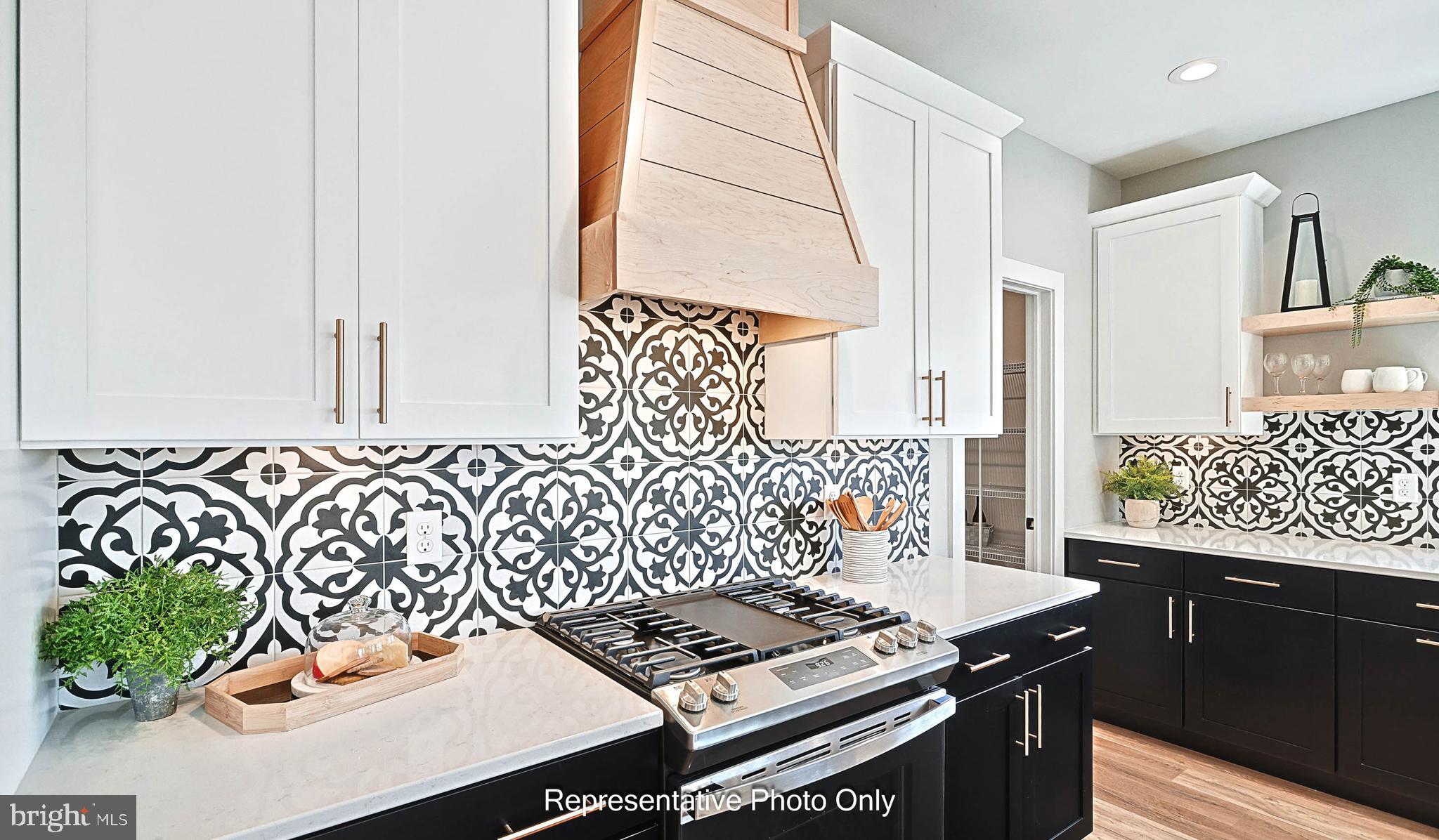 WINDING CREEK - Residential