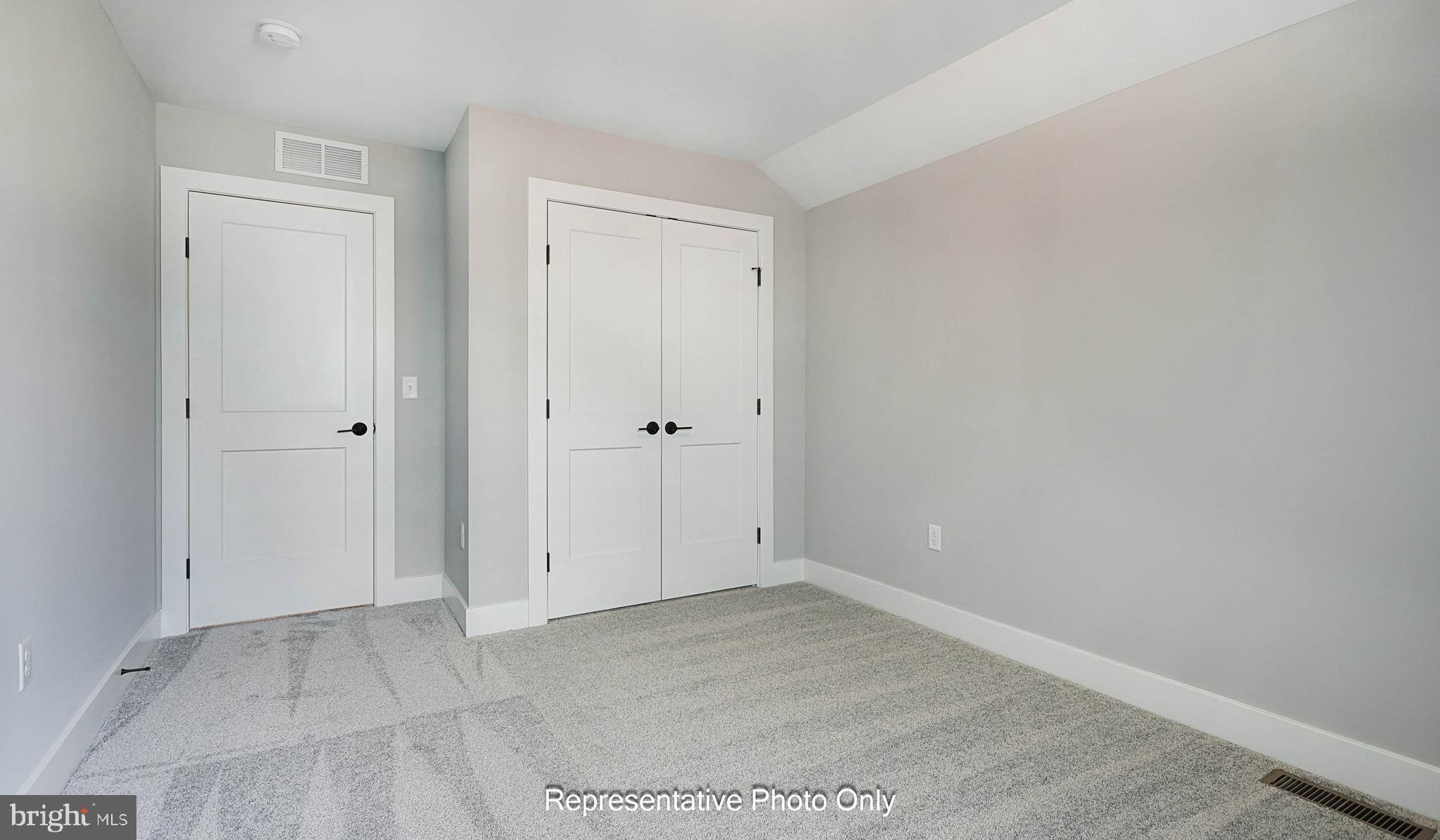 WINDING CREEK - Residential