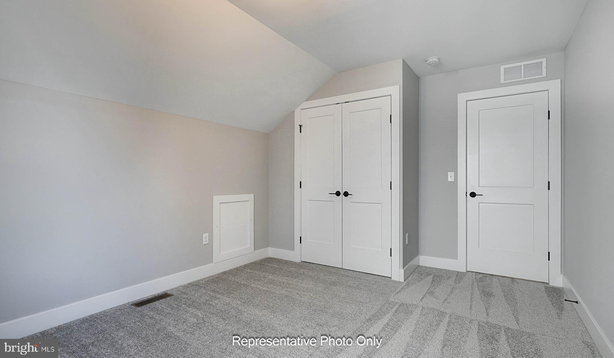 WINDING CREEK - Residential