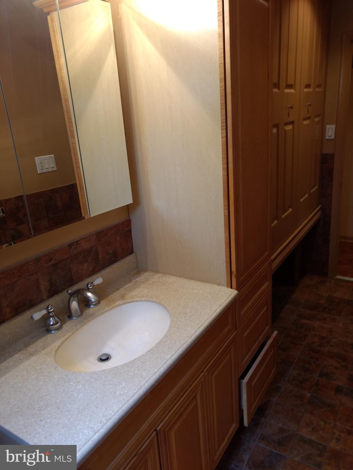 SCOTTS HILL - Residential