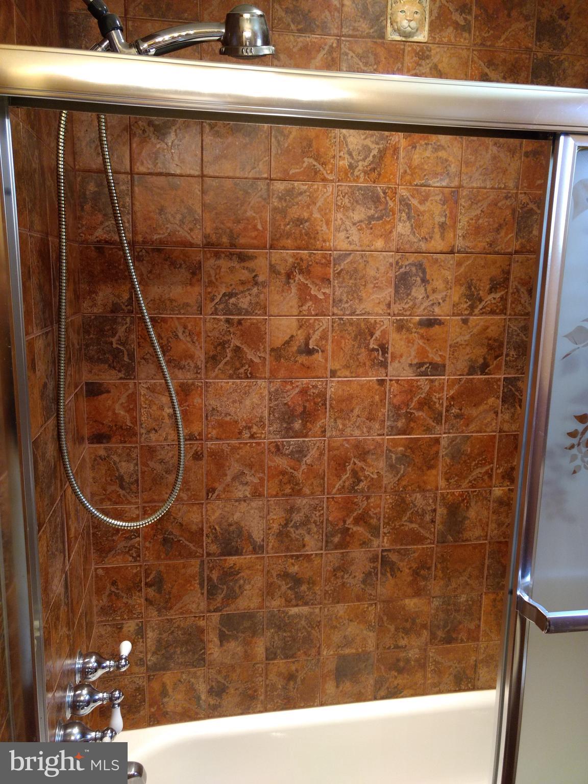 SCOTTS HILL - Residential