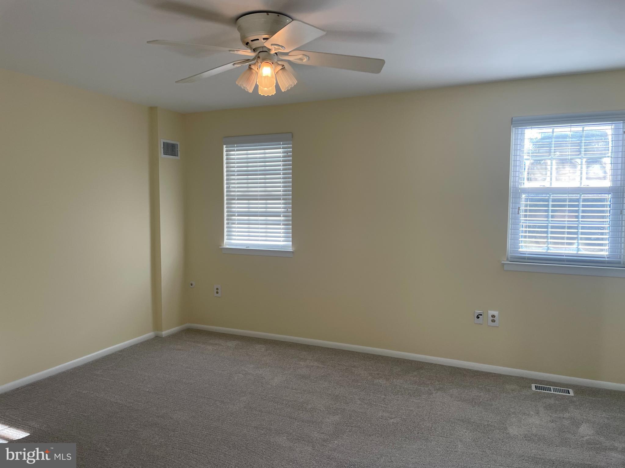 VALLEY GLEN - Residential