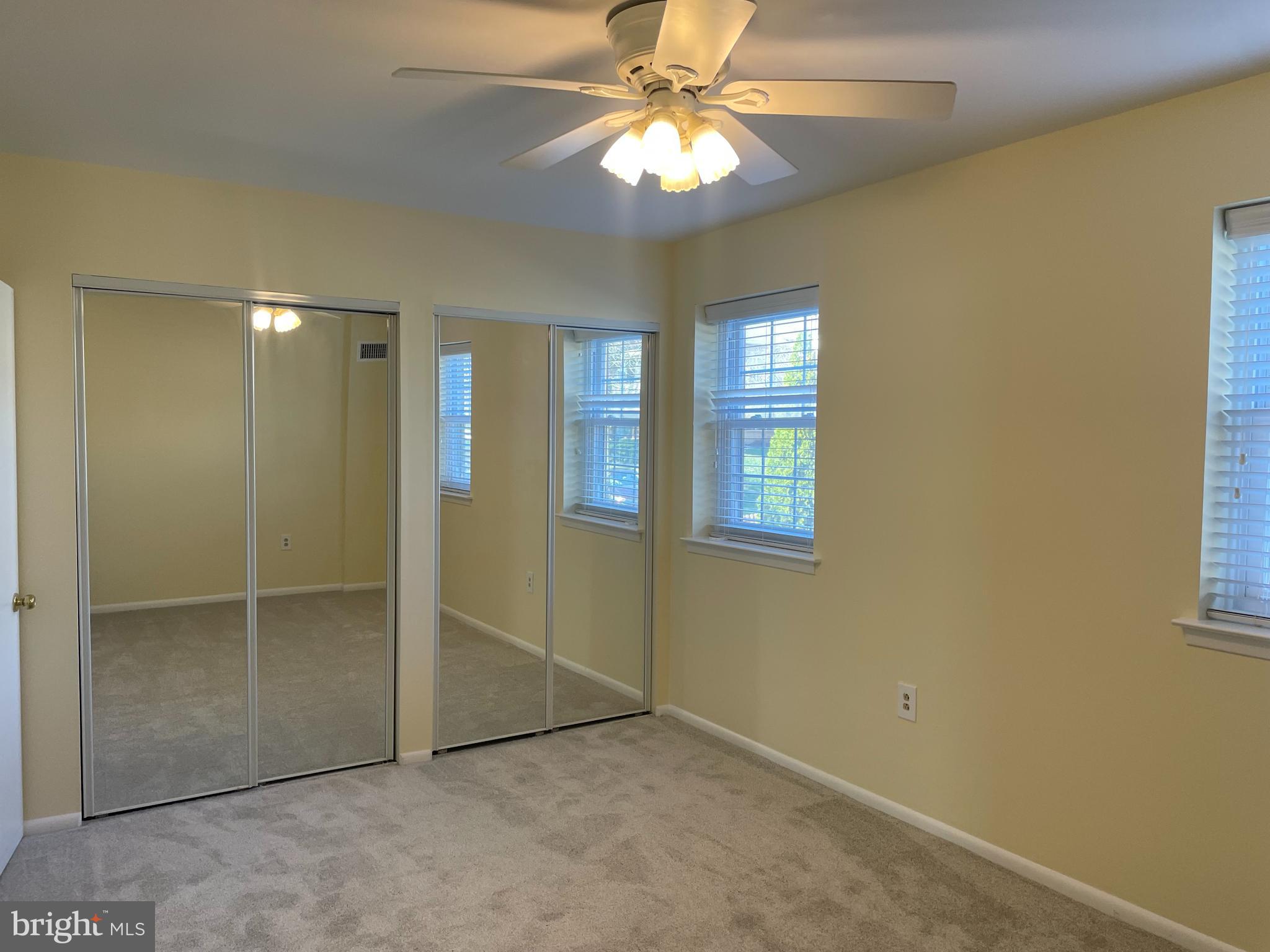 VALLEY GLEN - Residential