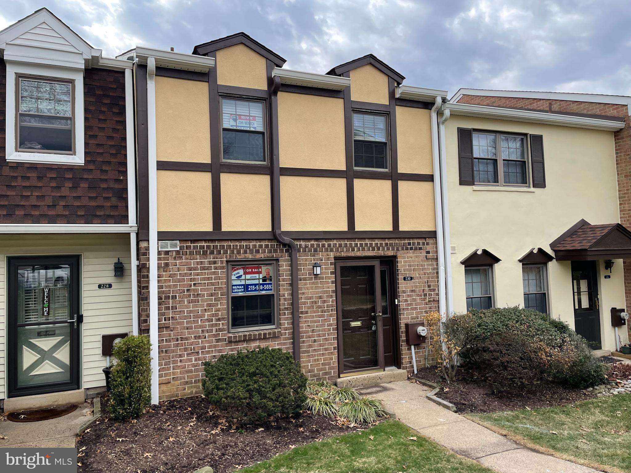 VALLEY GLEN - Residential