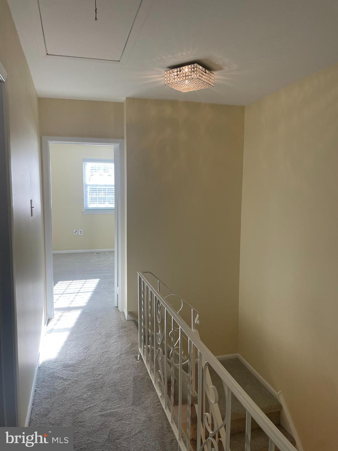 VALLEY GLEN - Residential