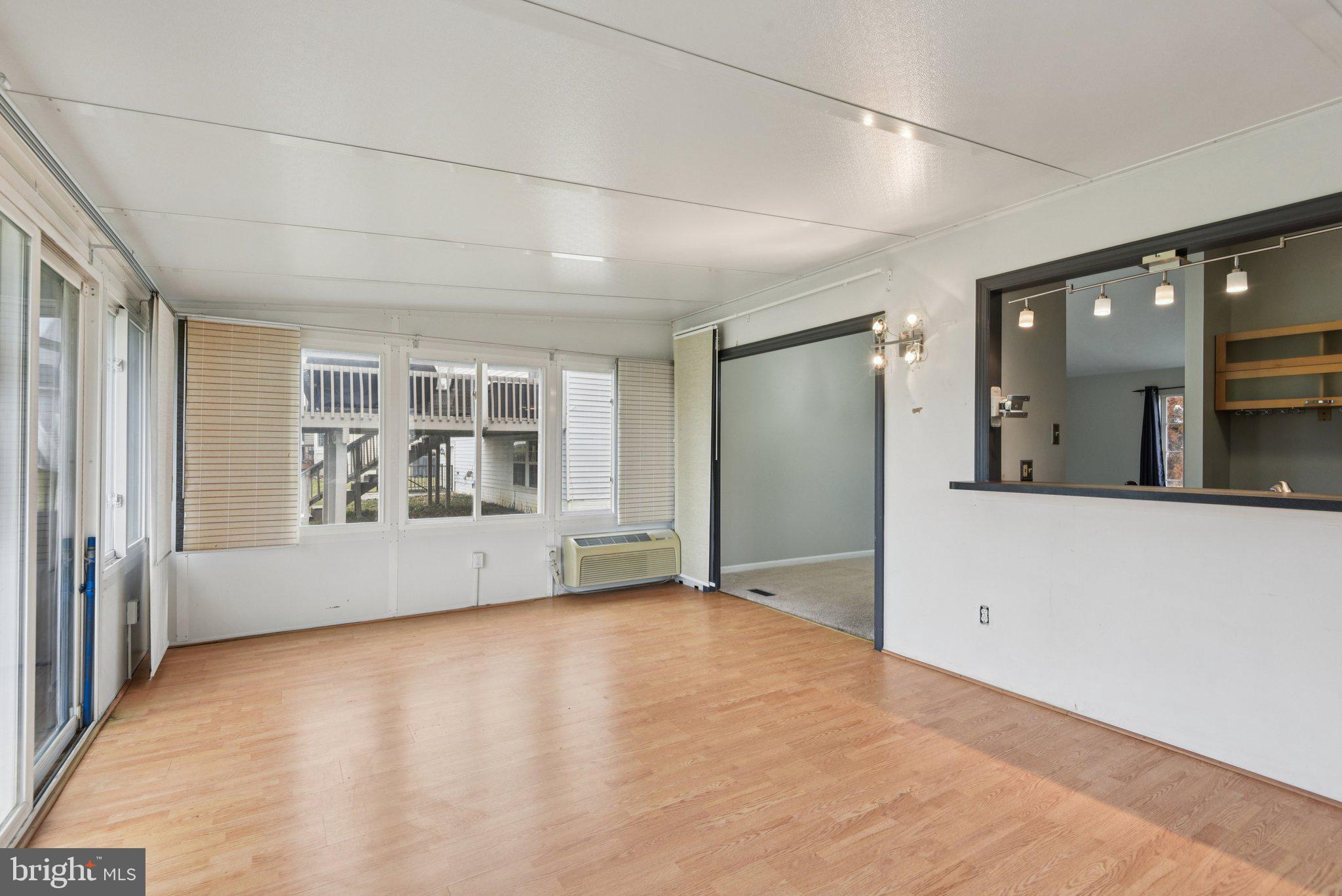 PARKVIEW TRAIL - Residential