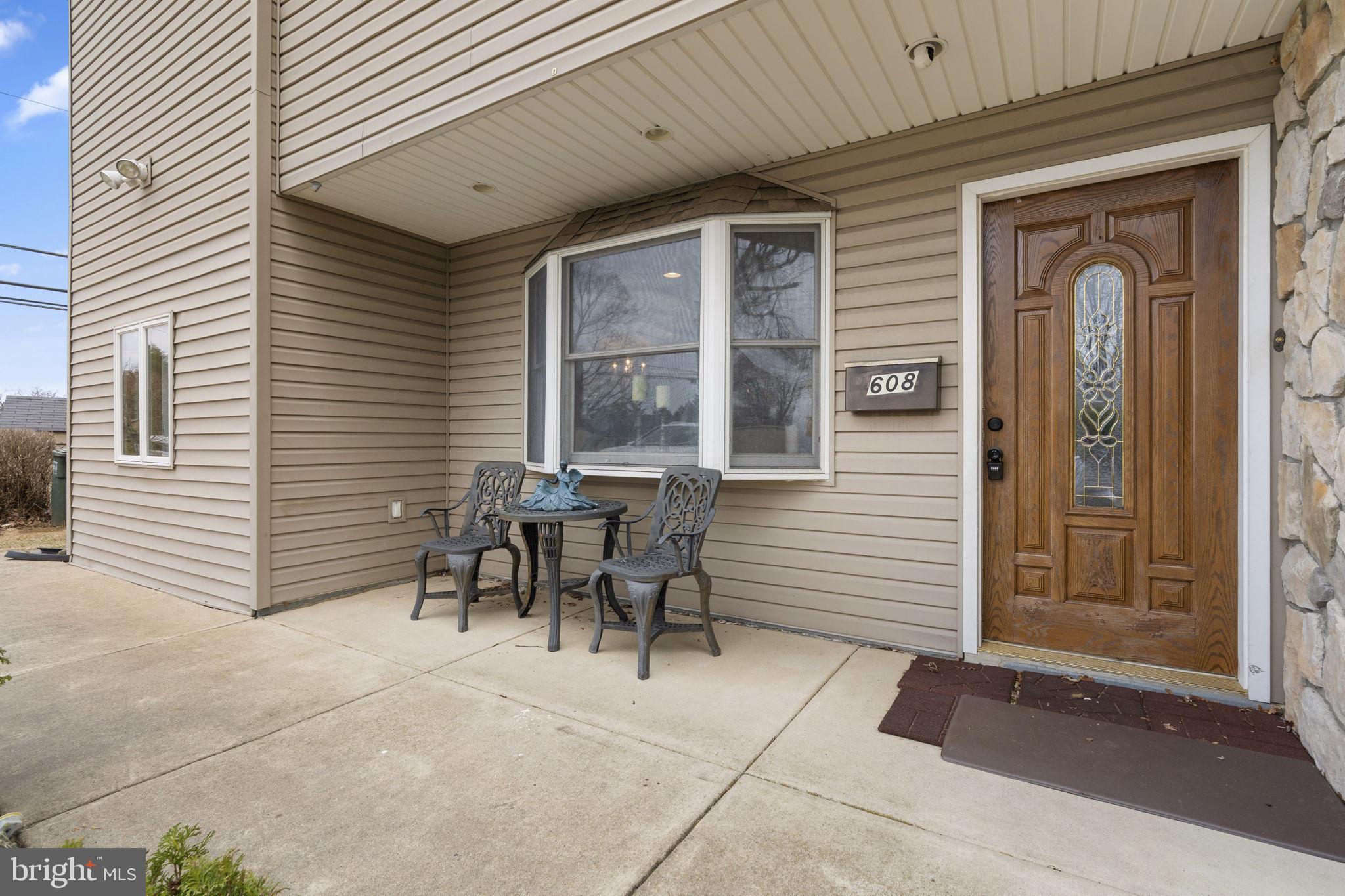 FEASTERVILLE HGTS - Residential