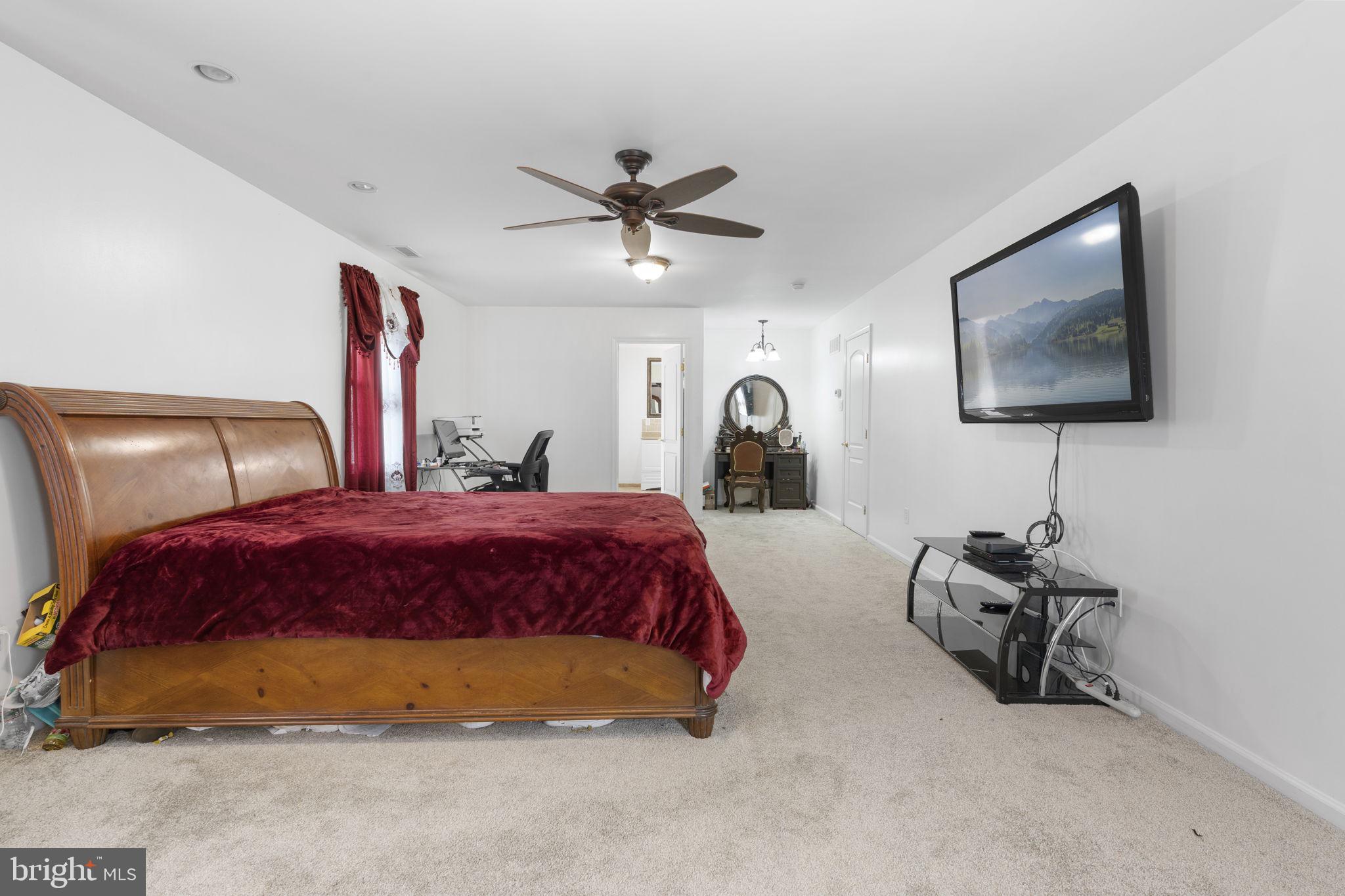 FEASTERVILLE HGTS - Residential