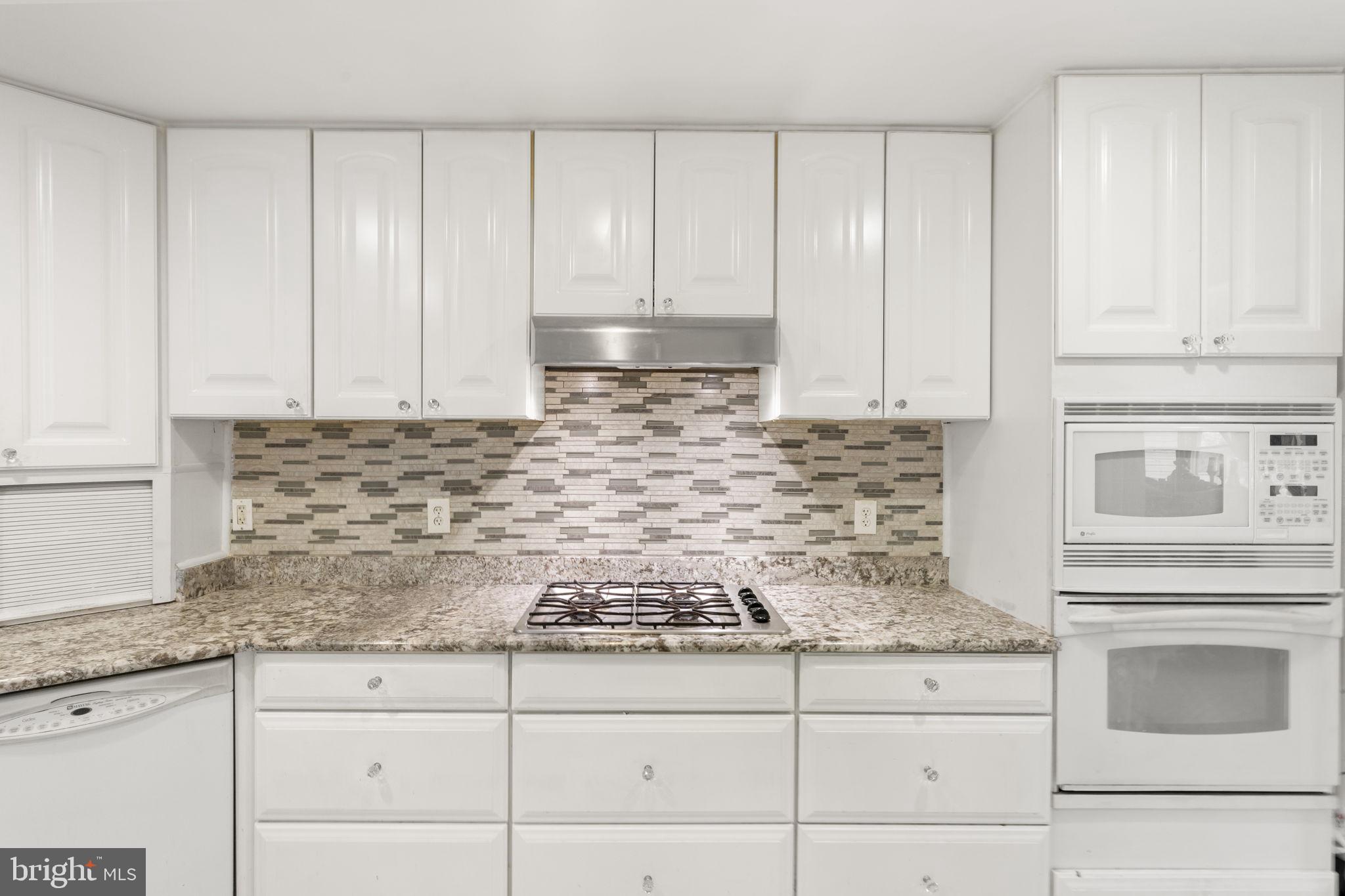 FEASTERVILLE HGTS - Residential