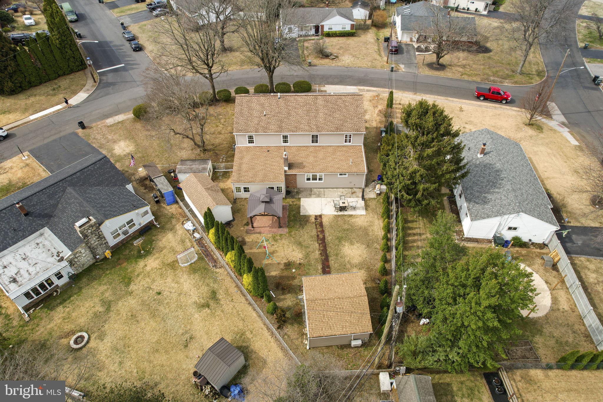 FEASTERVILLE HGTS - Residential