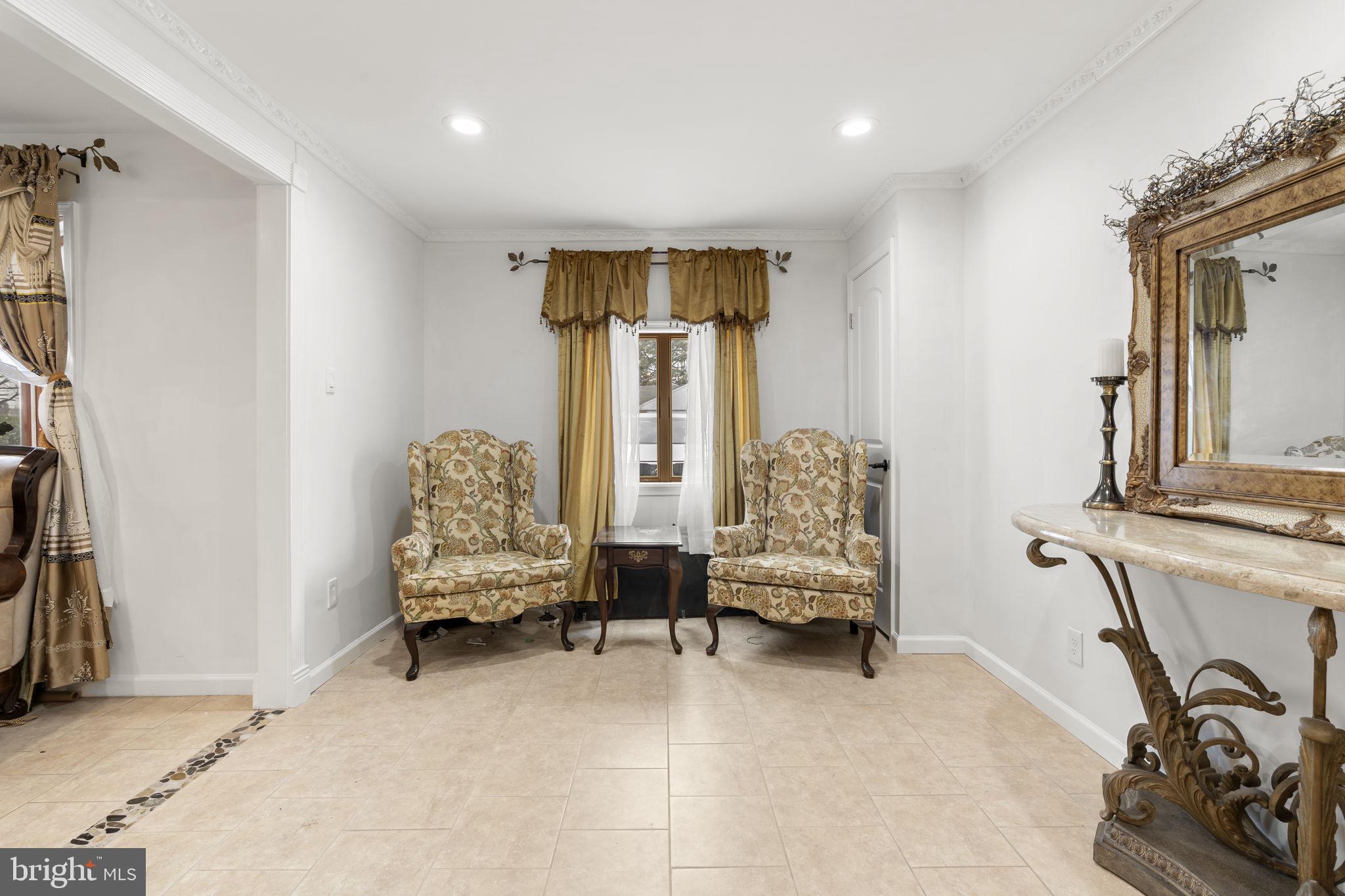 FEASTERVILLE HGTS - Residential