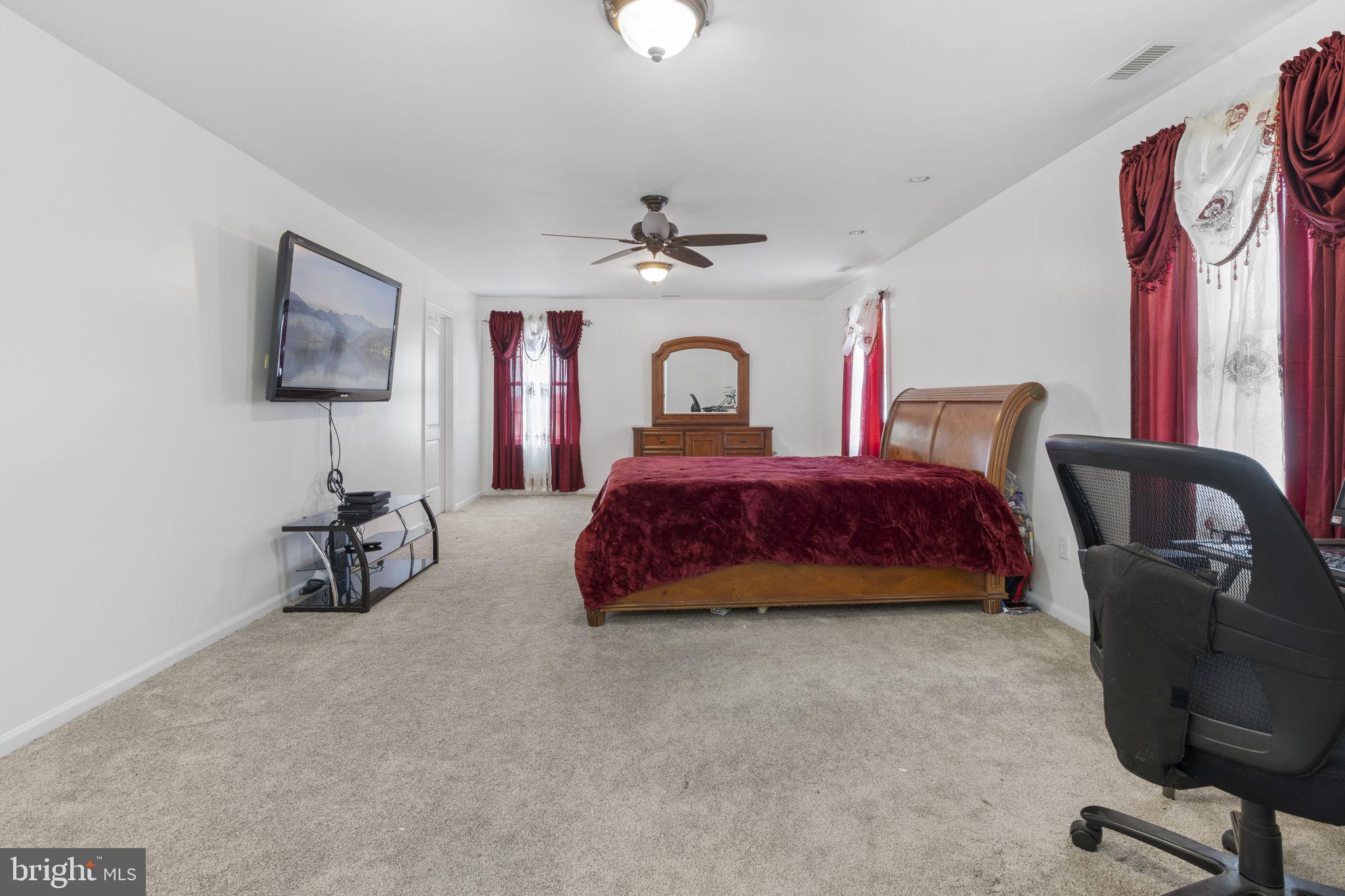 FEASTERVILLE HGTS - Residential