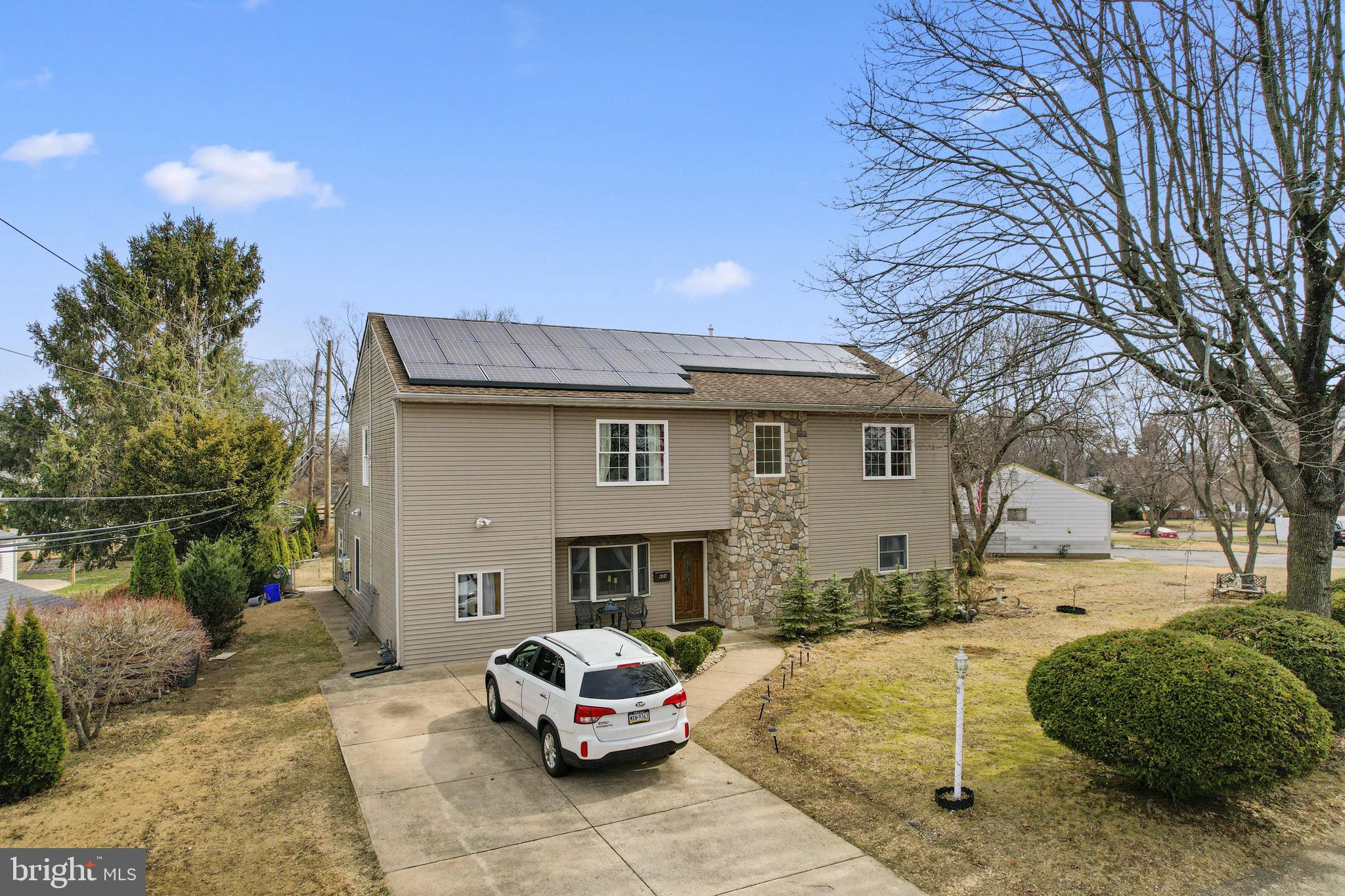 FEASTERVILLE HGTS - Residential