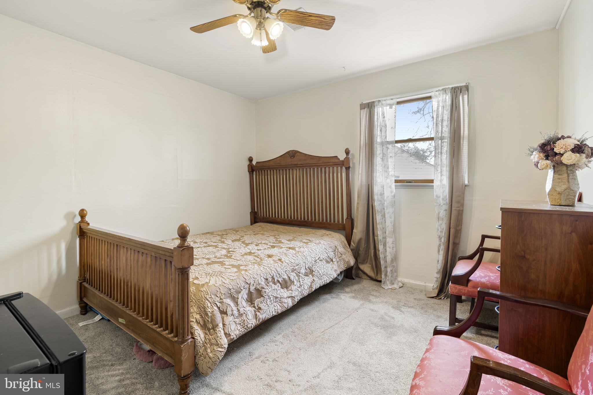 FEASTERVILLE HGTS - Residential