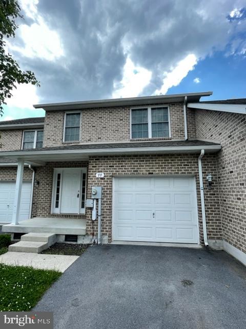 Great 3 bedroom 2 1/2 bath townhome for rent. Updated kitchen, beautiful hardwood floors on the main level, a garage and plenty more to see for yourself! Schedule a tour today.