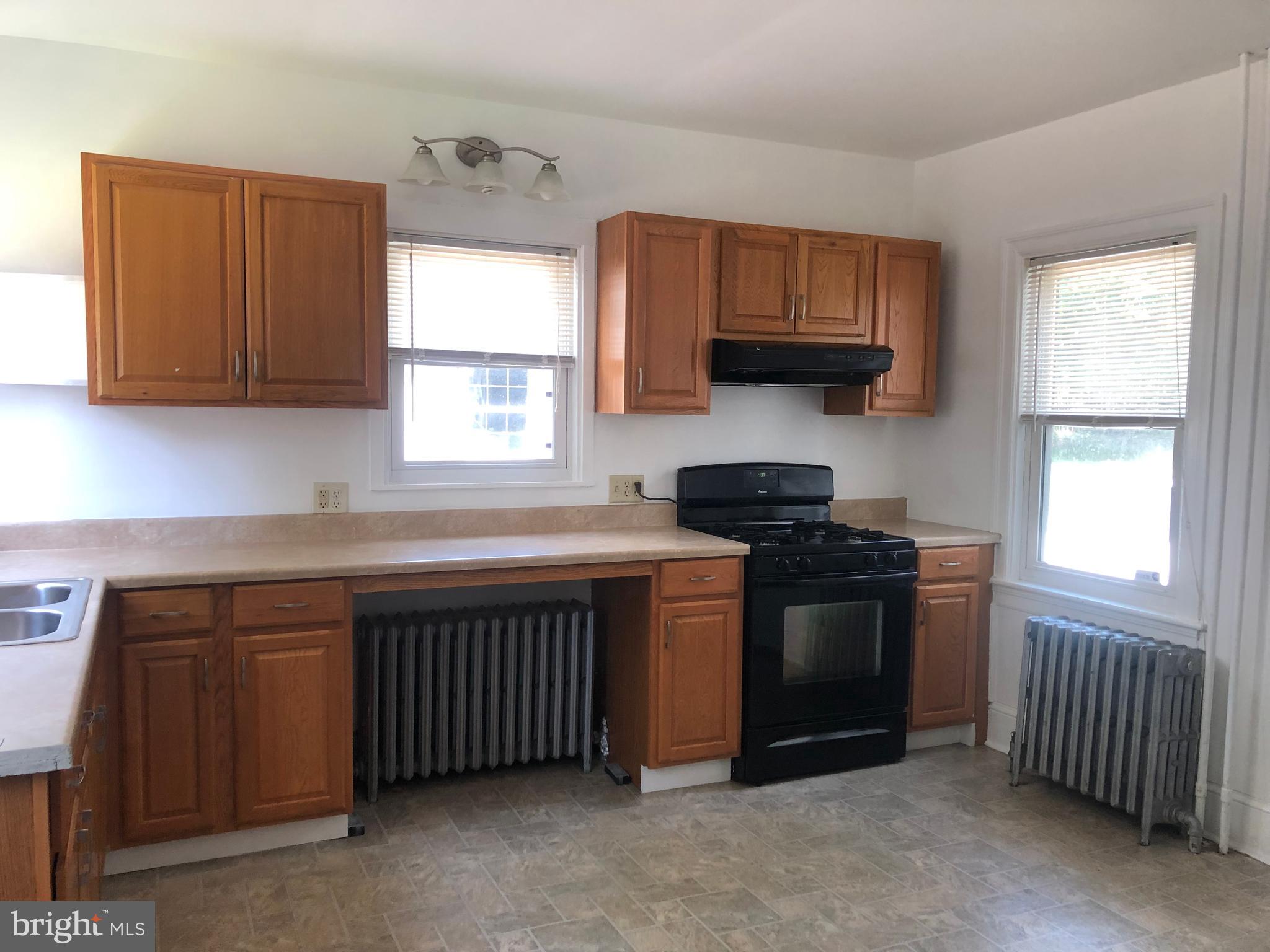 000 - Residential Lease