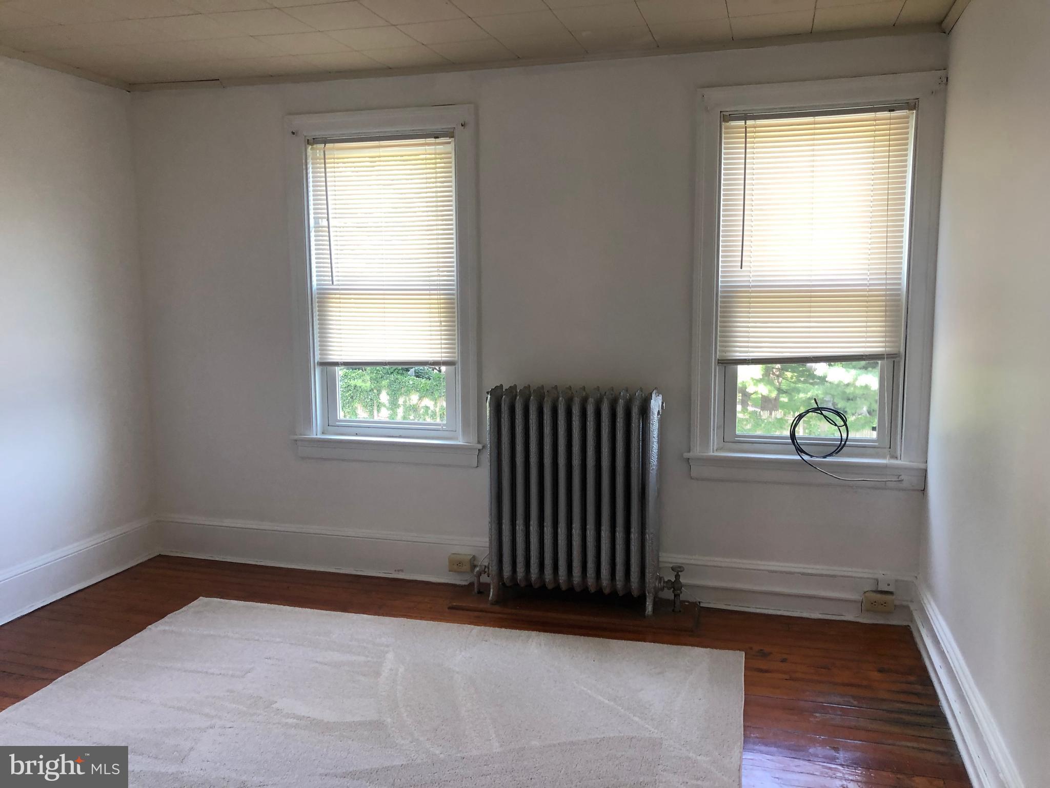 000 - Residential Lease