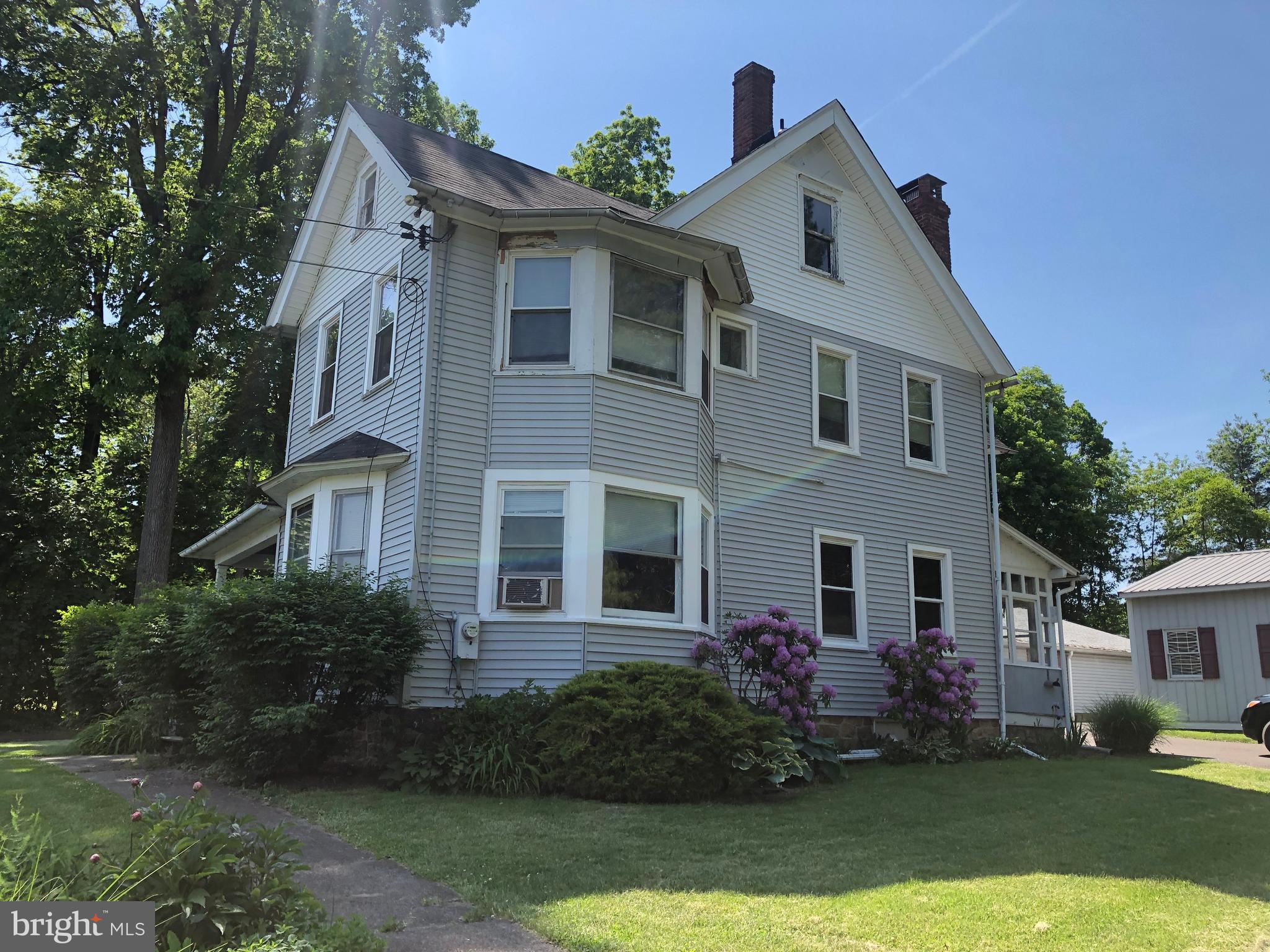 000 - Residential Lease