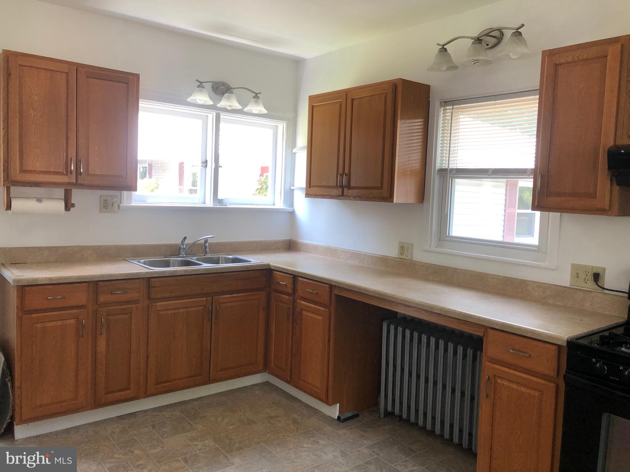 000 - Residential Lease