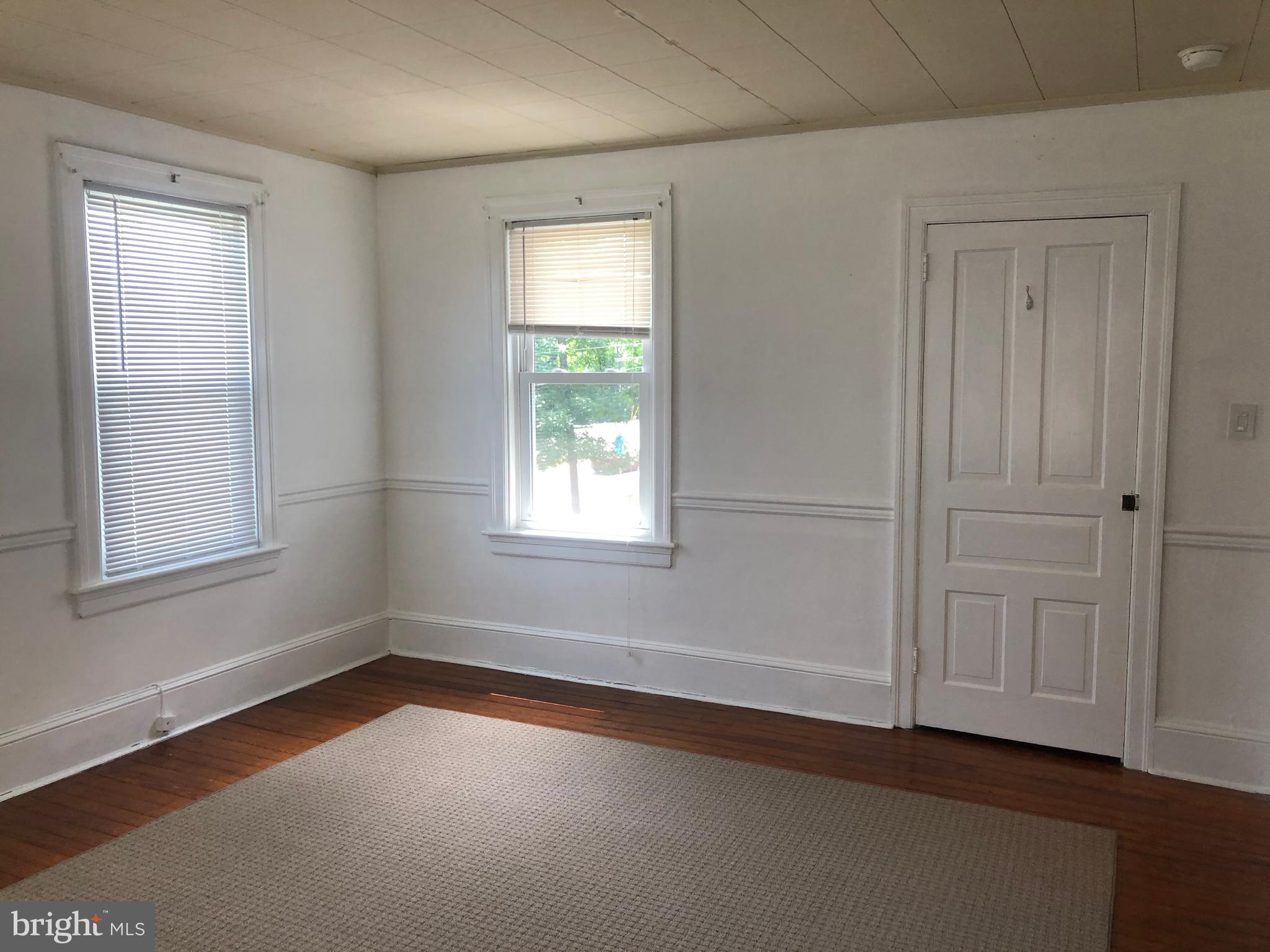 000 - Residential Lease