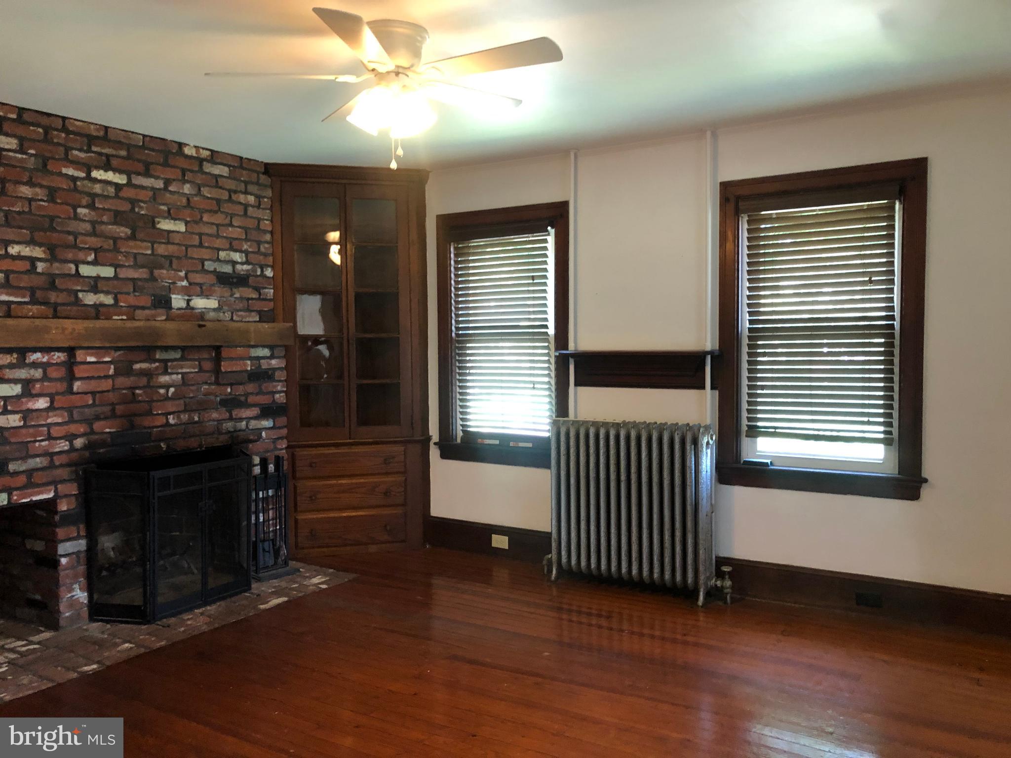 000 - Residential Lease