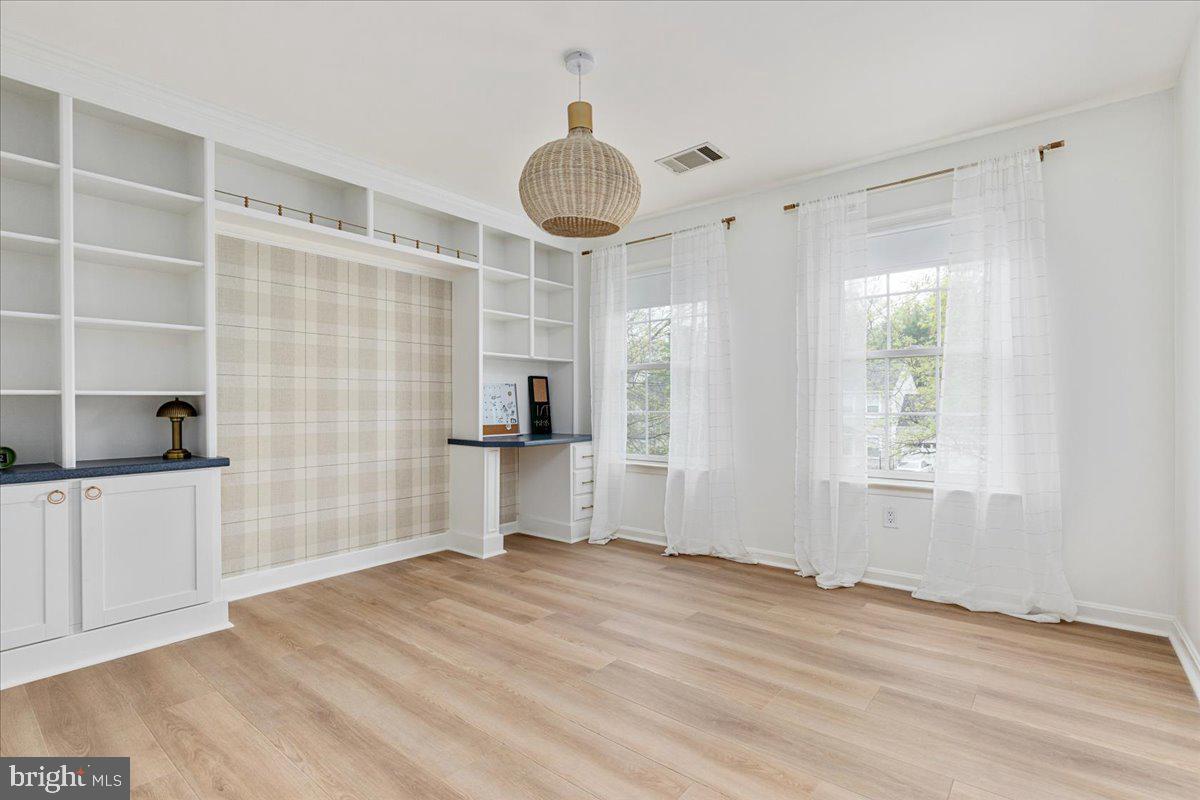 ROCK HILL ESTATES - Residential Lease