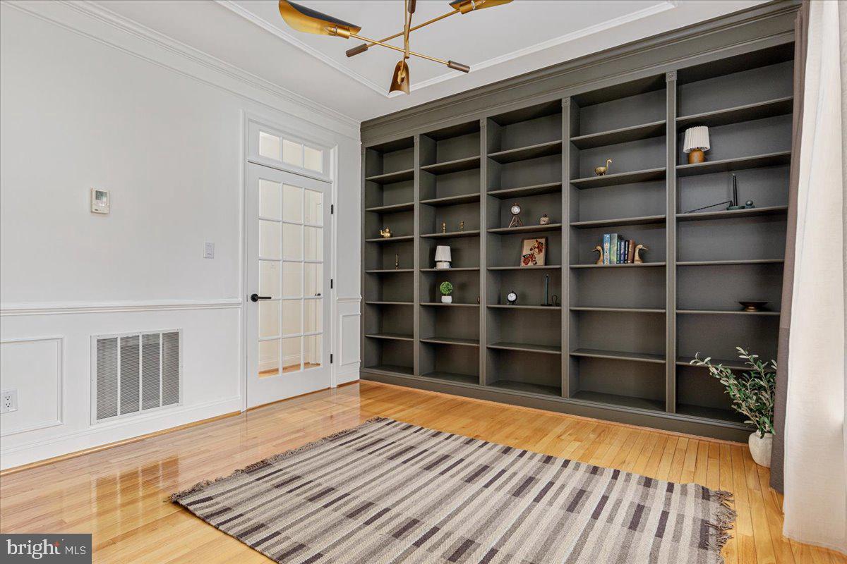 ROCK HILL ESTATES - Residential Lease