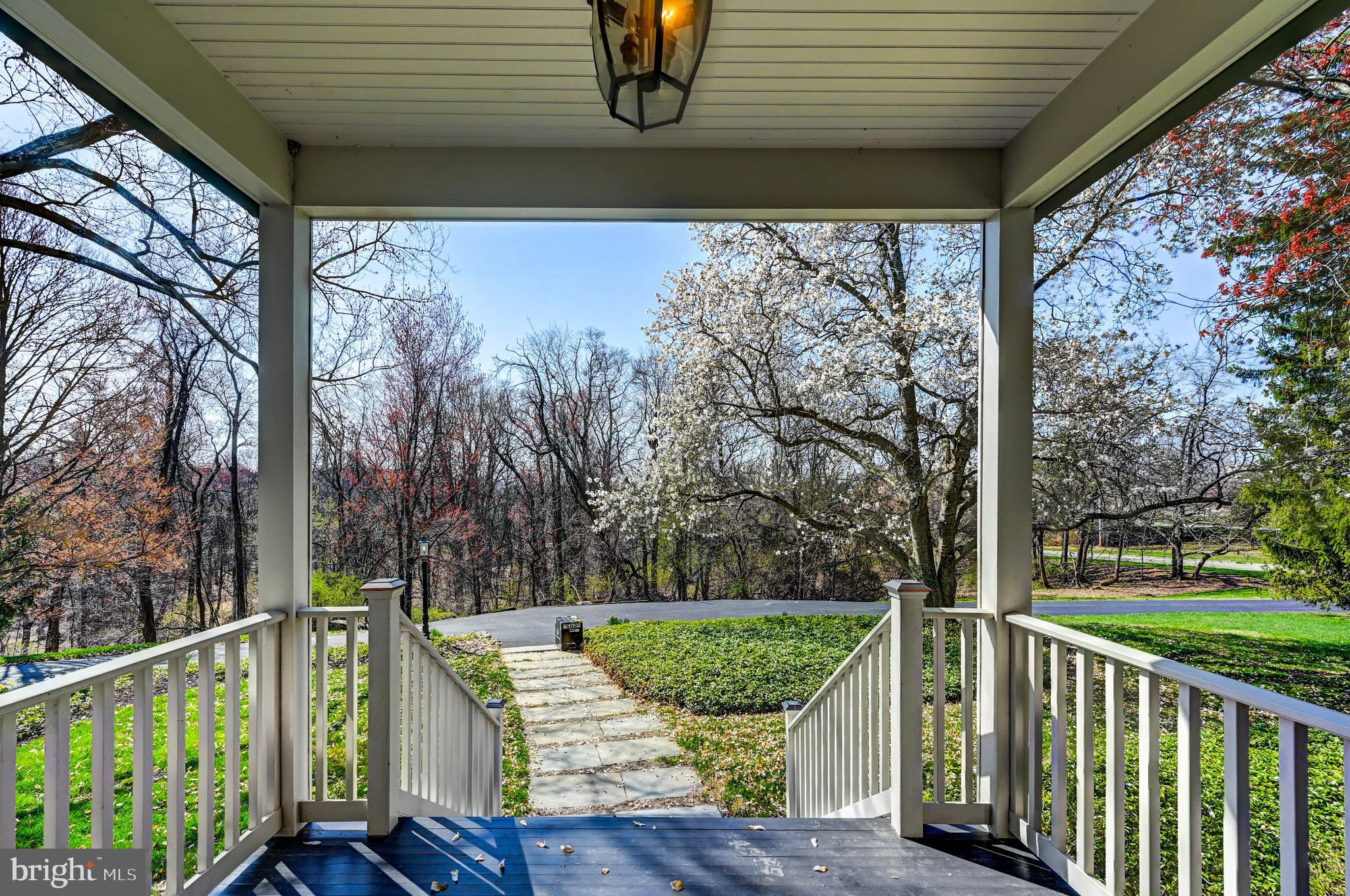 LUTHERVILLE - Residential