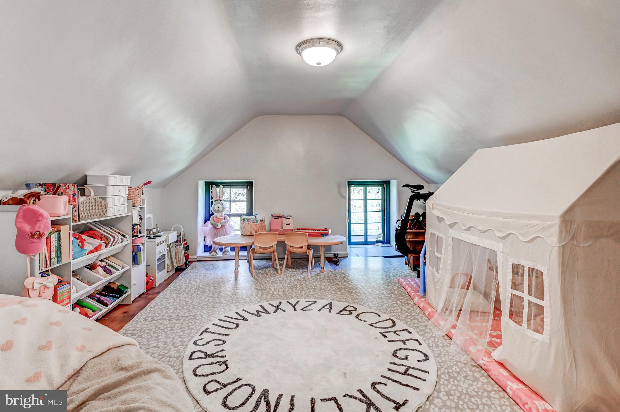 LUTHERVILLE - Residential